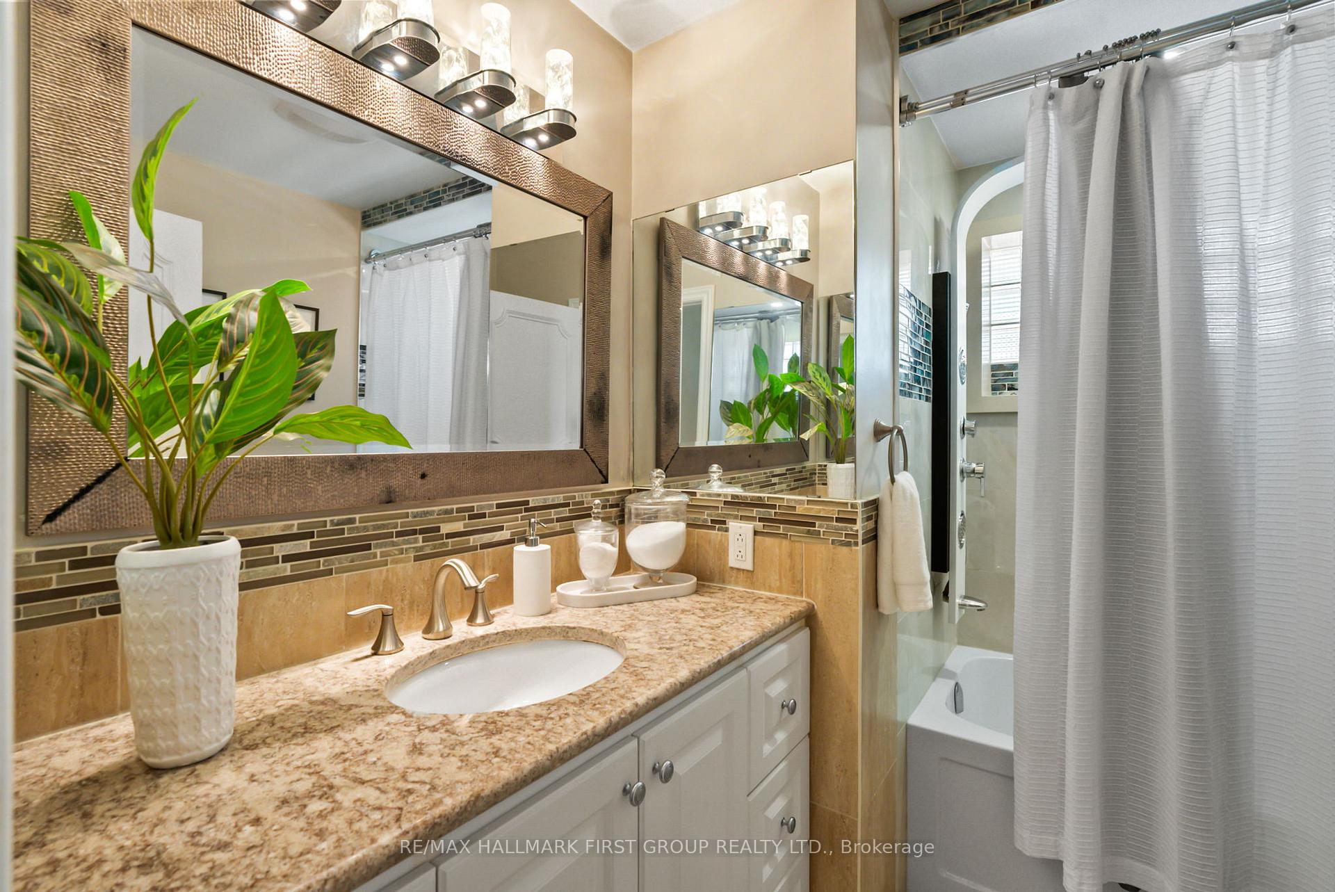 Photo 8 of 205 Saint Peter Street, Whitby, Downtown Whitby — HOMEH