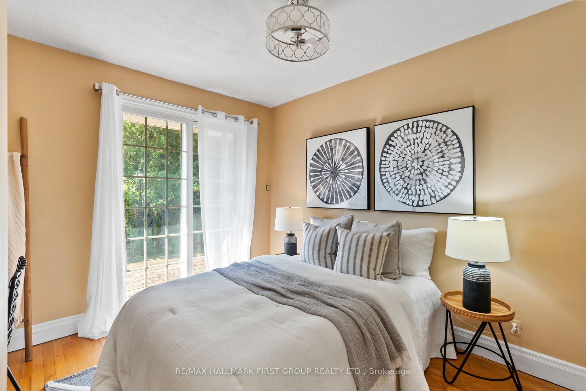 Photo 9 of 205 Saint Peter Street, Whitby, Downtown Whitby — HOMEH