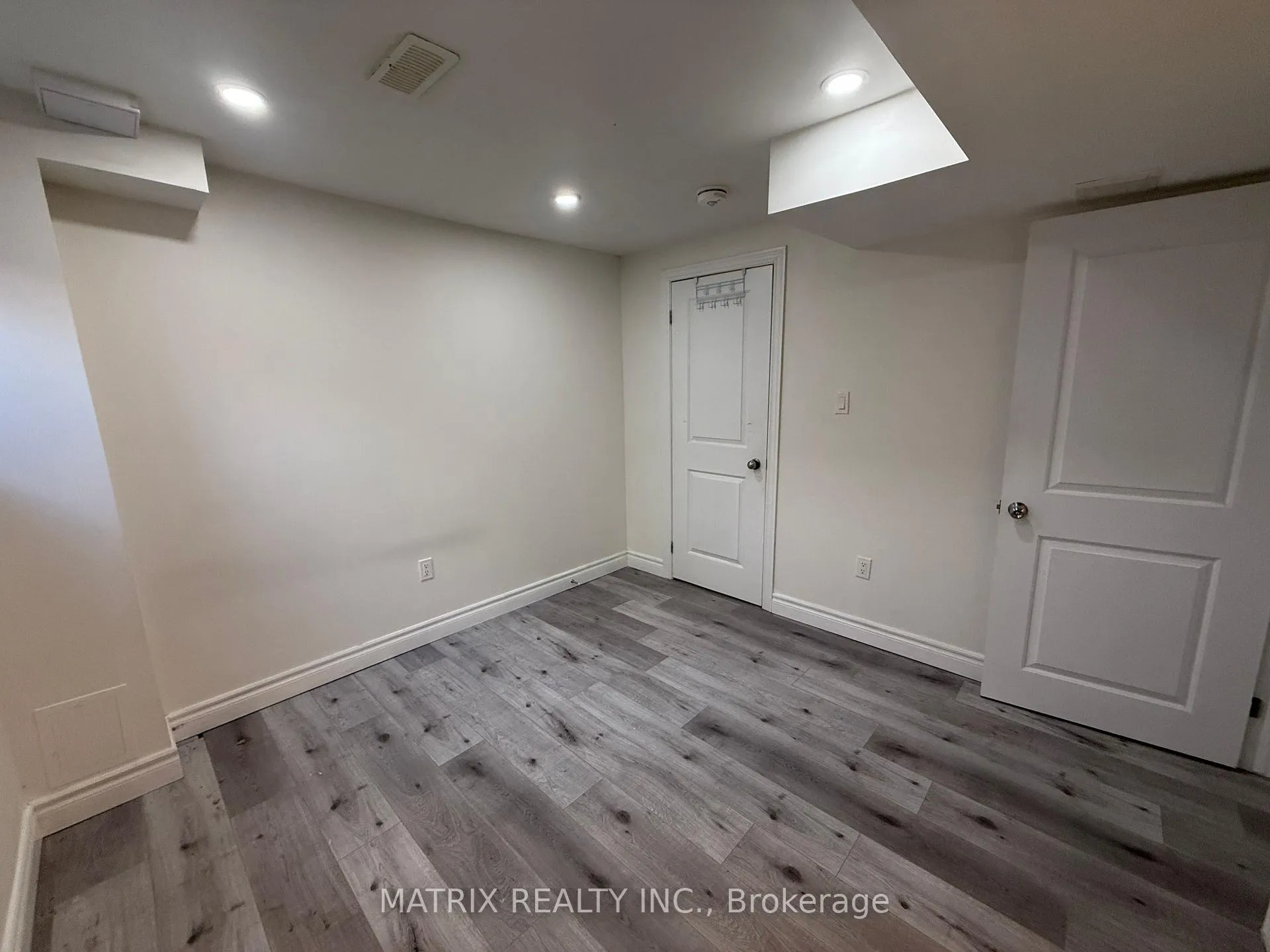 Photo 8 of 12 Atherton Avenue, Ajax, Northwest Ajax — HOMEH