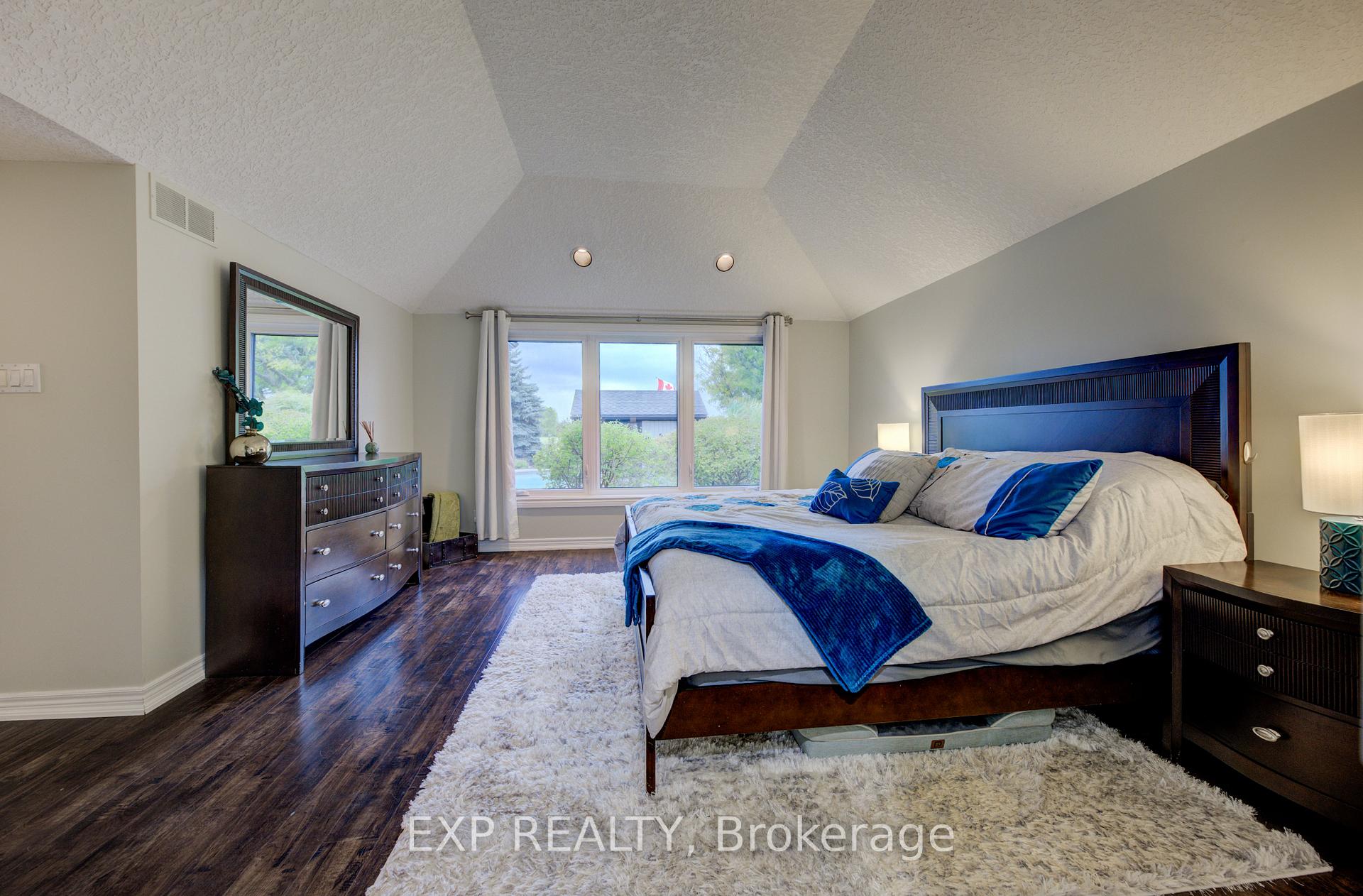 Photo 17 of 28 Musselman Crescent, Woolwich — HOMEH