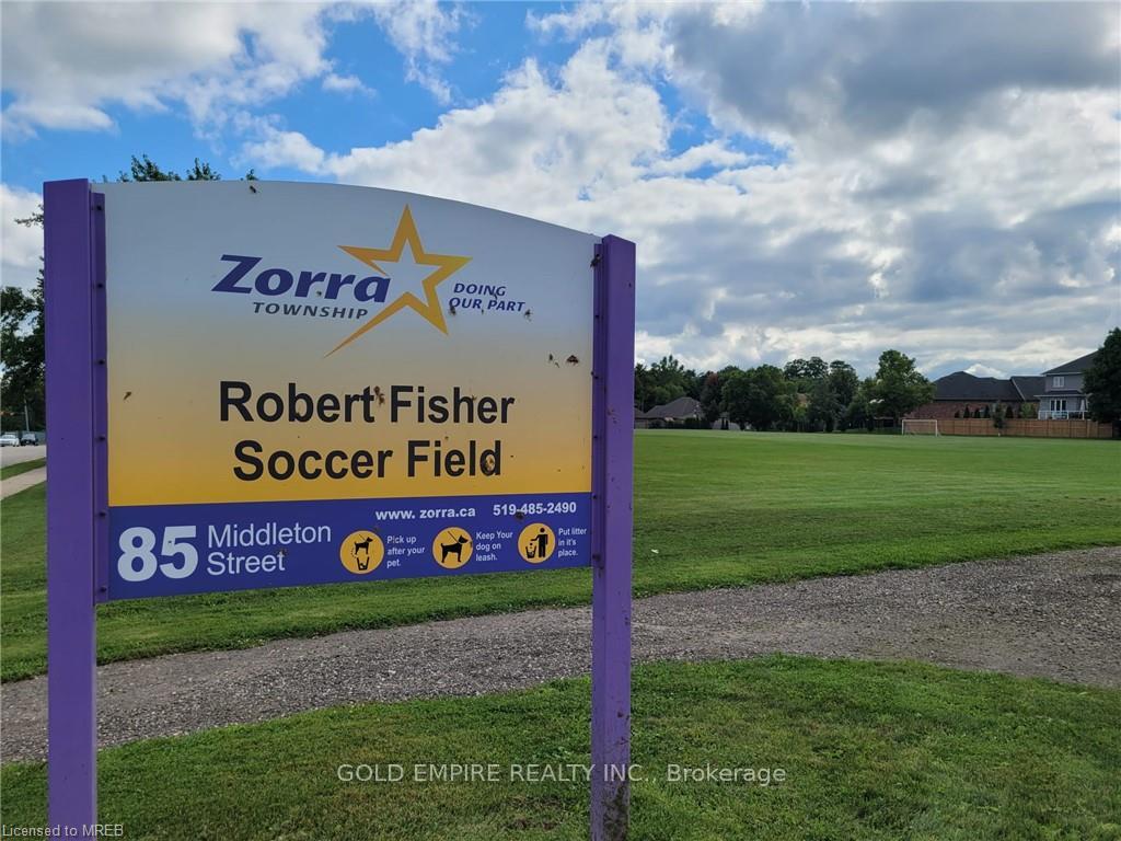 Photo 2 of 38 Middleton Street, Zorra, Thamesford — HOMEH