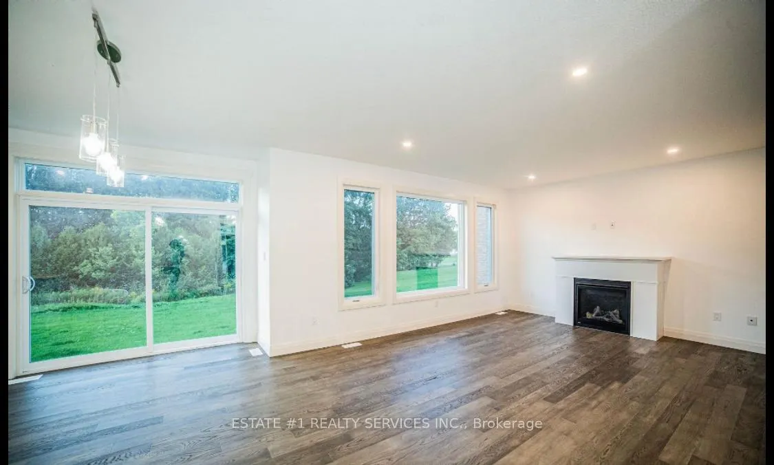 Photo 4 of 20 Ferris Boulevard W, Zorra, Thamesford — HOMEH