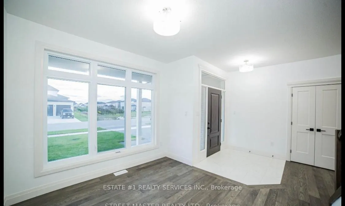 Photo 5 of 20 Ferris Boulevard W, Zorra, Thamesford — HOMEH