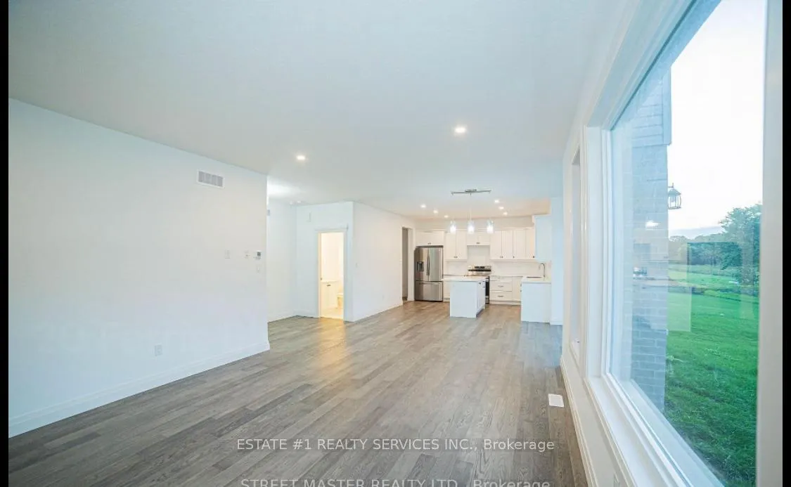 Photo 7 of 20 Ferris Boulevard W, Zorra, Thamesford — HOMEH