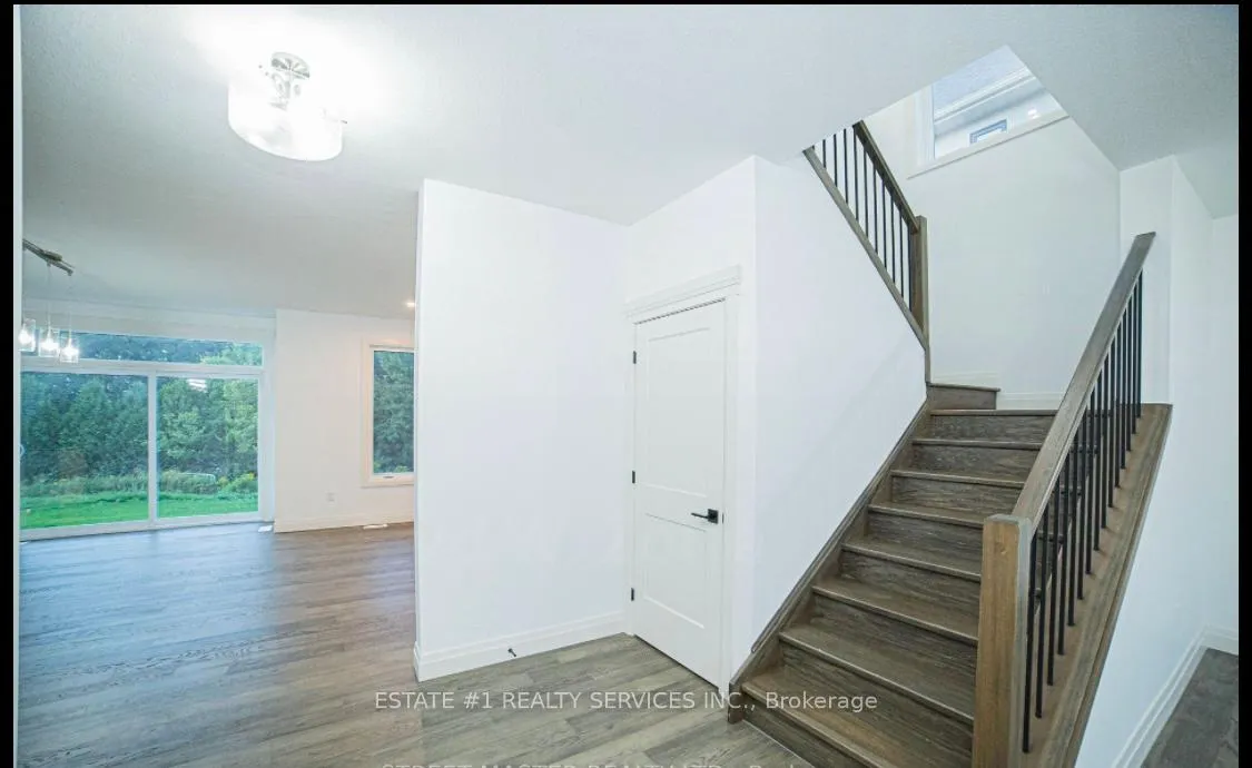 Photo 11 of 20 Ferris Boulevard W, Zorra, Thamesford — HOMEH