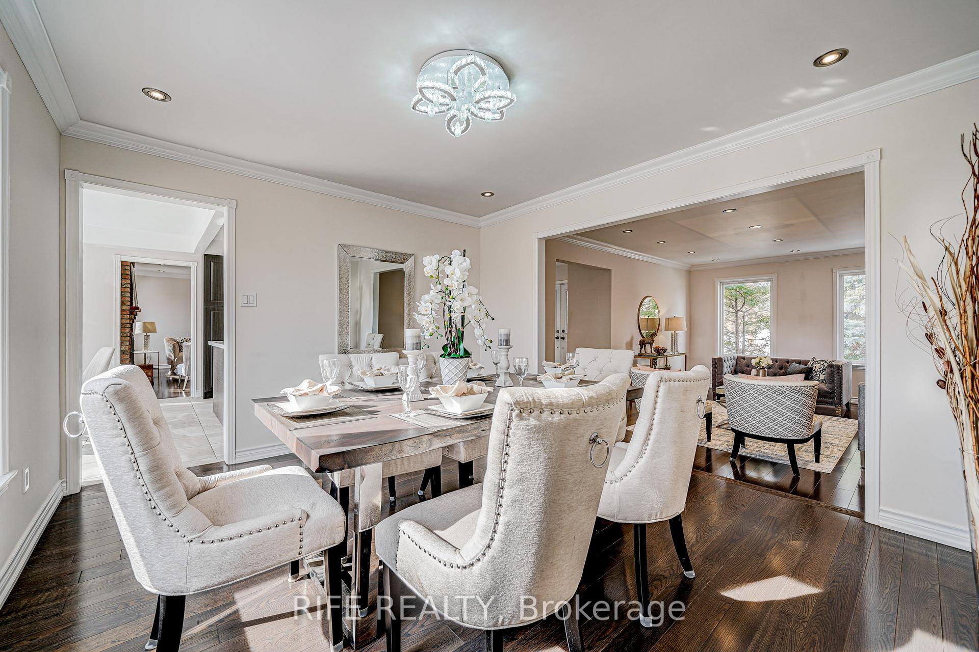 Photo 9 of 41 Briarwood Road, Markham, Unionville — HOMEH
