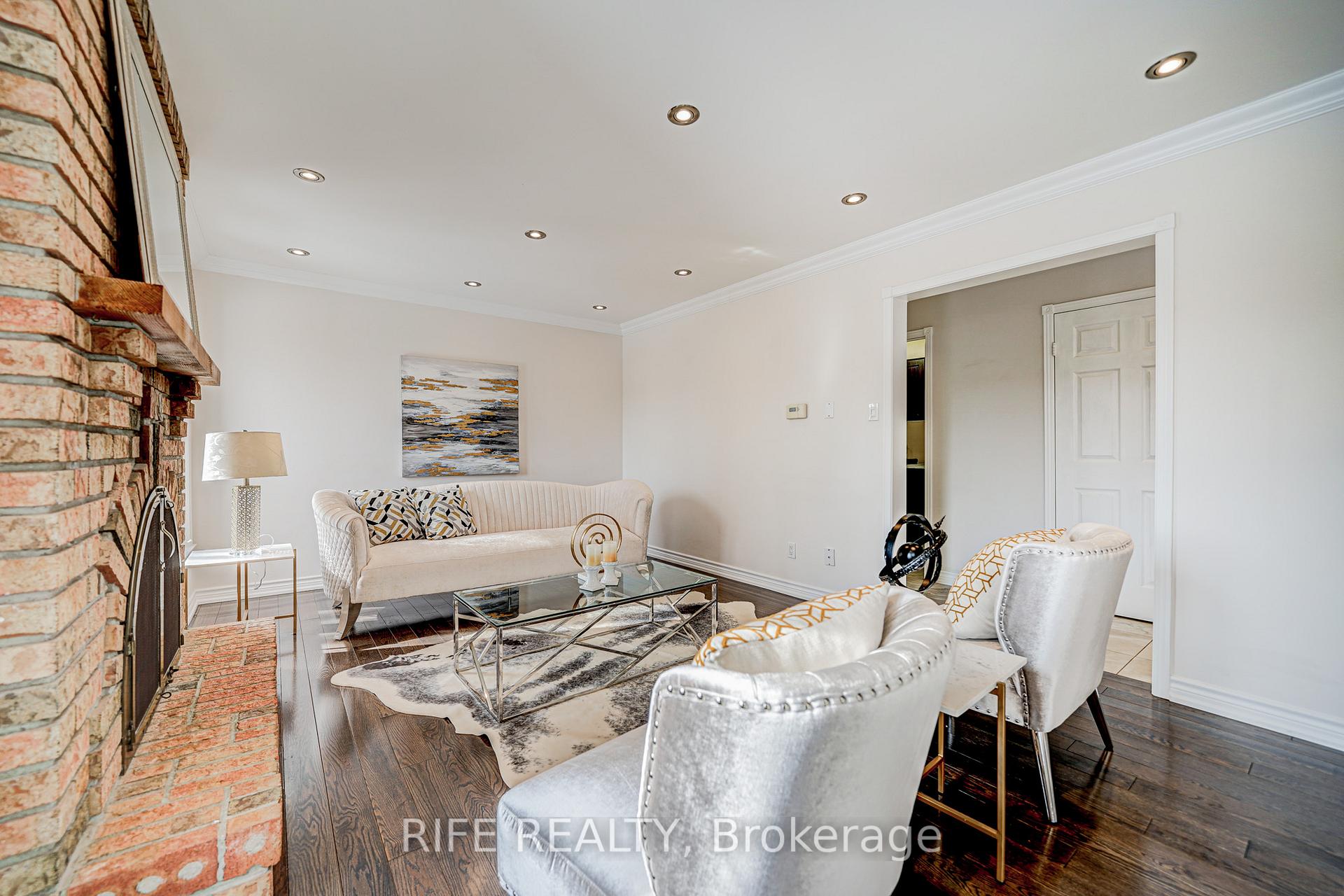 Photo 16 of 41 Briarwood Road, Markham, Unionville — HOMEH
