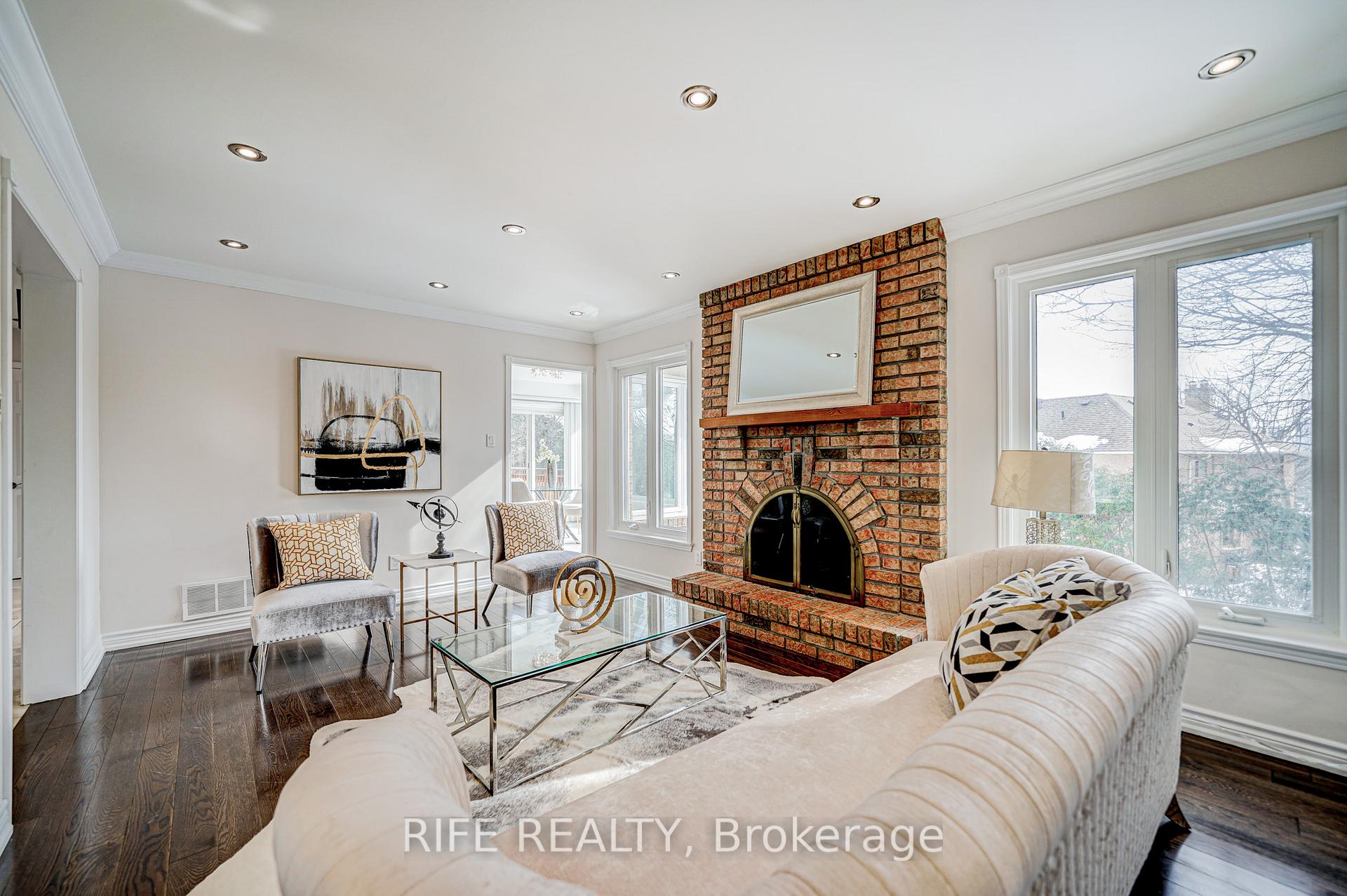 Photo 18 of 41 Briarwood Road, Markham, Unionville — HOMEH