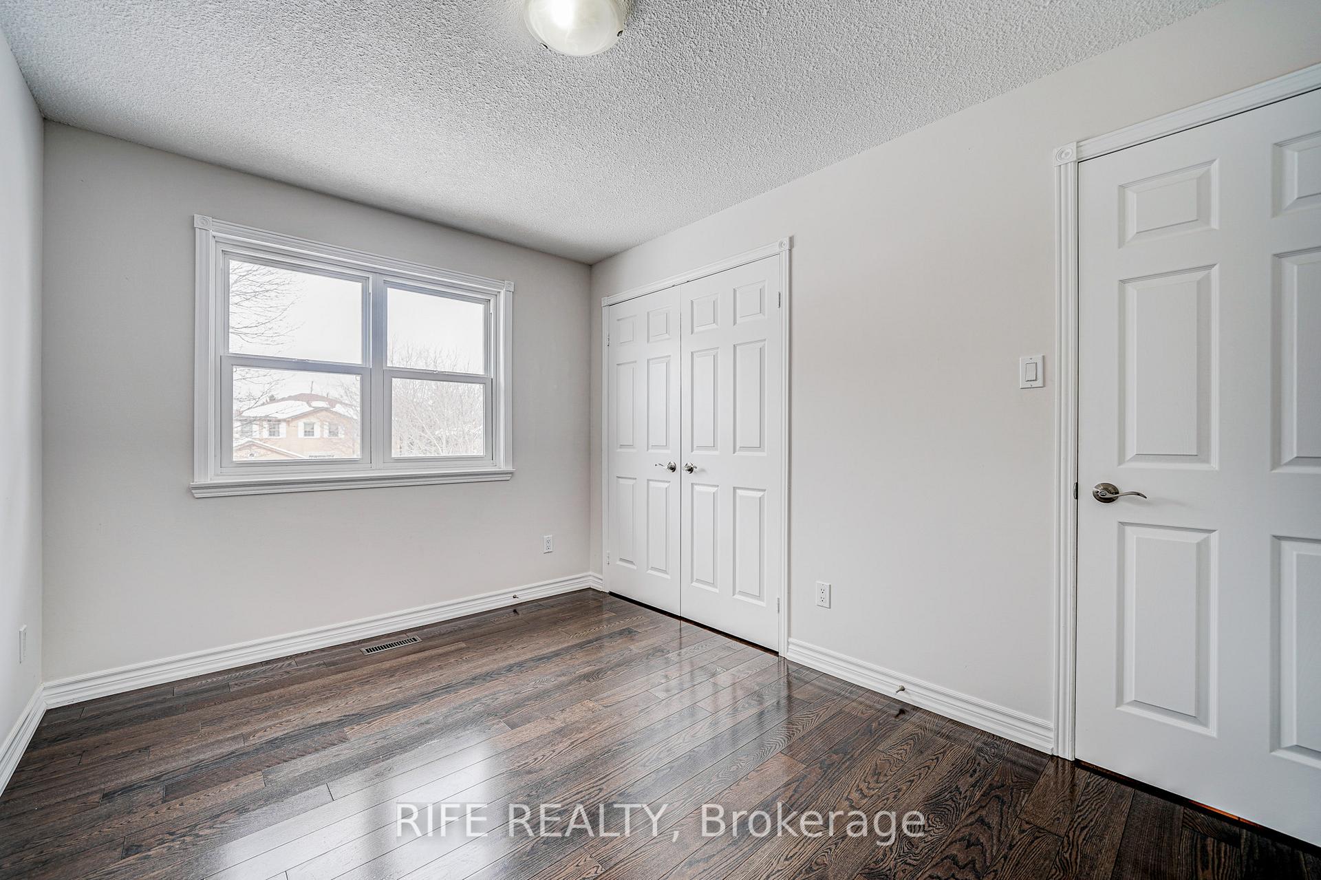 Photo 24 of 41 Briarwood Road, Markham, Unionville — HOMEH