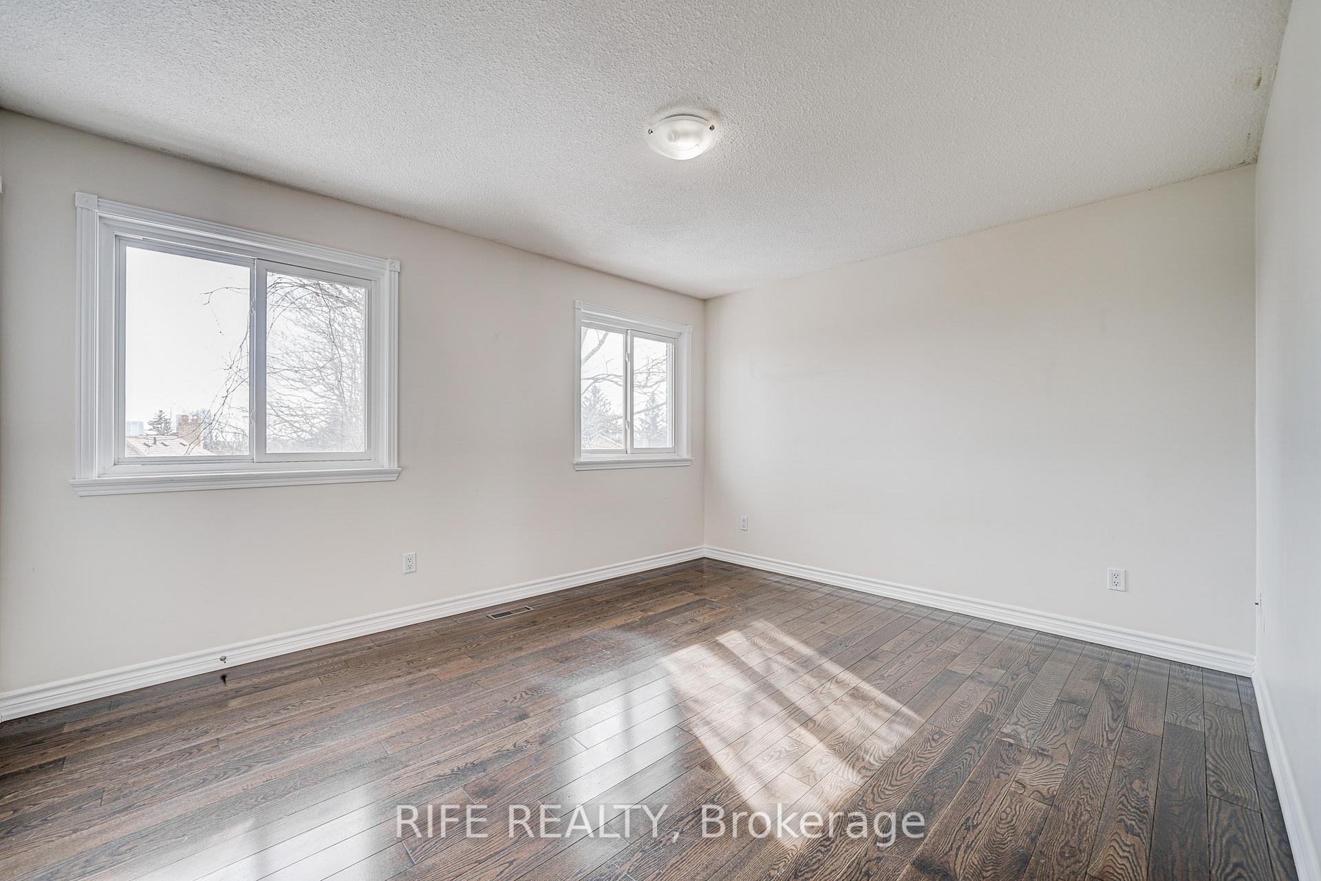 Photo 25 of 41 Briarwood Road, Markham, Unionville — HOMEH