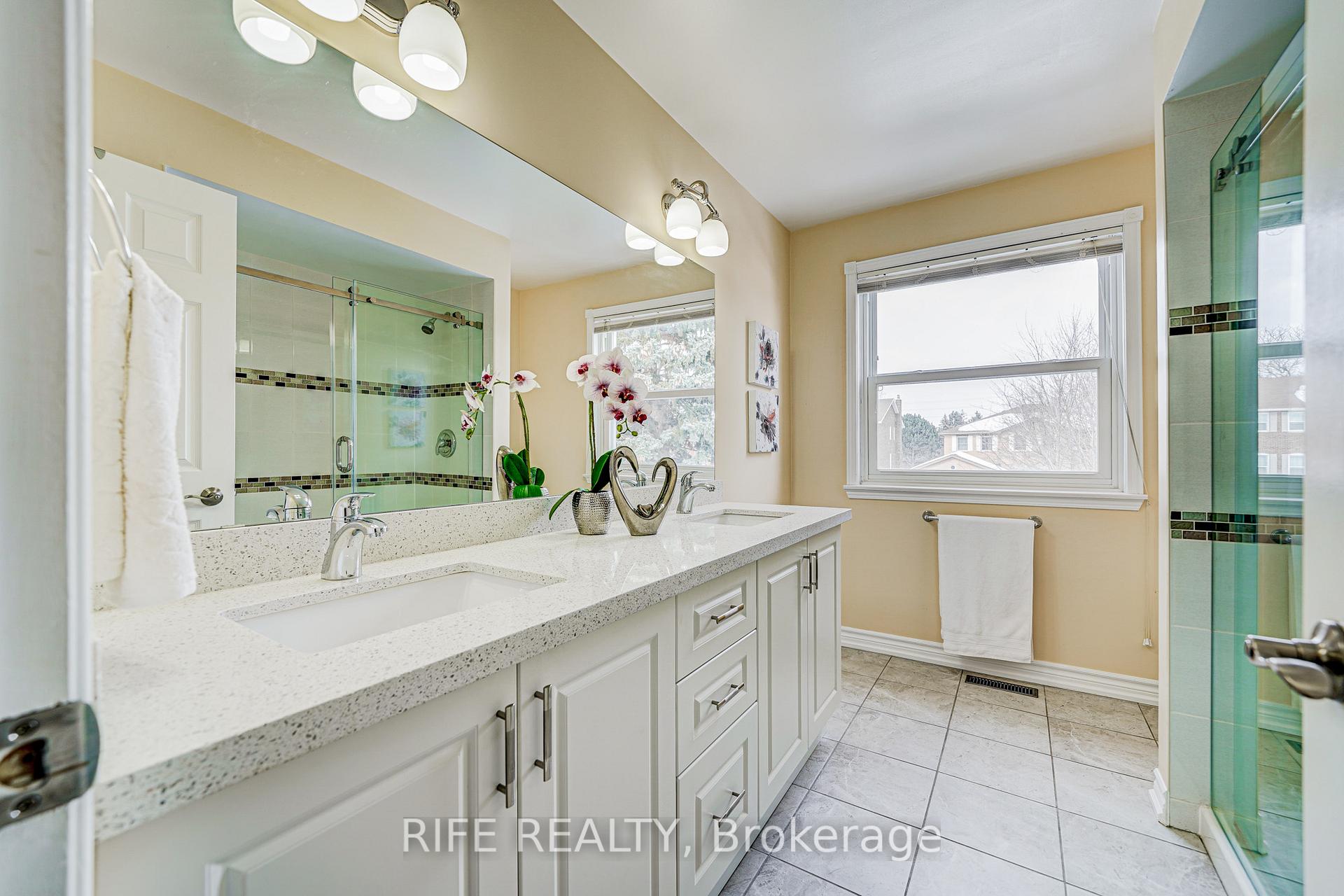 Photo 29 of 41 Briarwood Road, Markham, Unionville — HOMEH