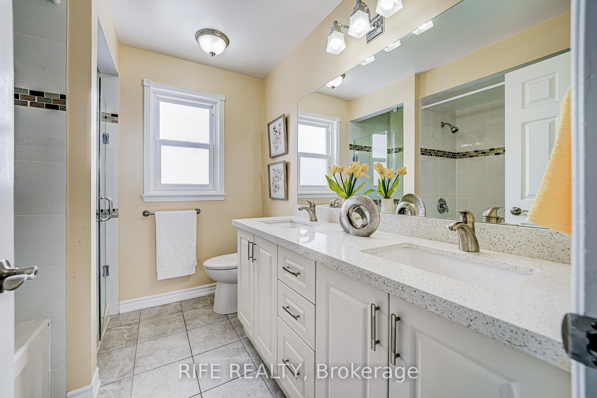 Photo 32 of 41 Briarwood Road, Markham, Unionville — HOMEH