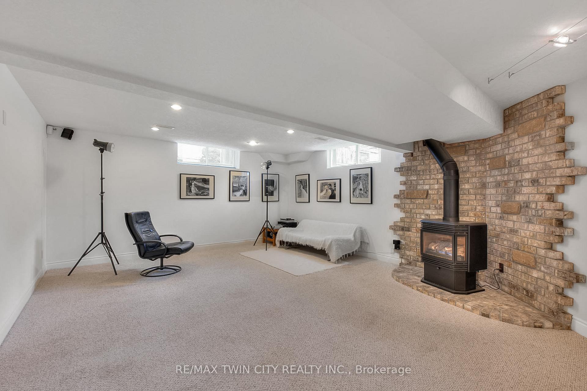 Photo 31 of 755 Shediac Crescent, Waterloo — HOMEH