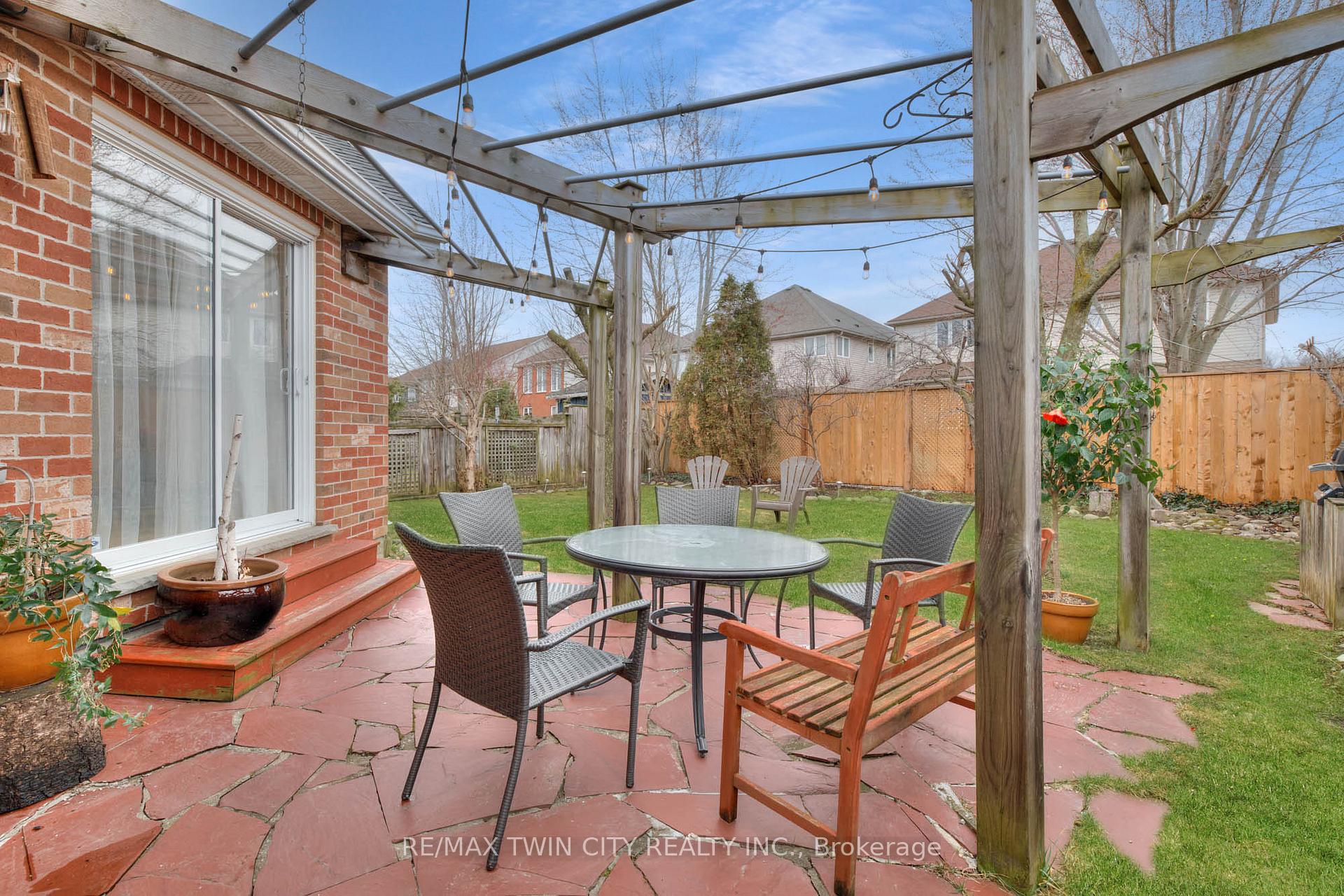 Photo 42 of 755 Shediac Crescent, Waterloo — HOMEH