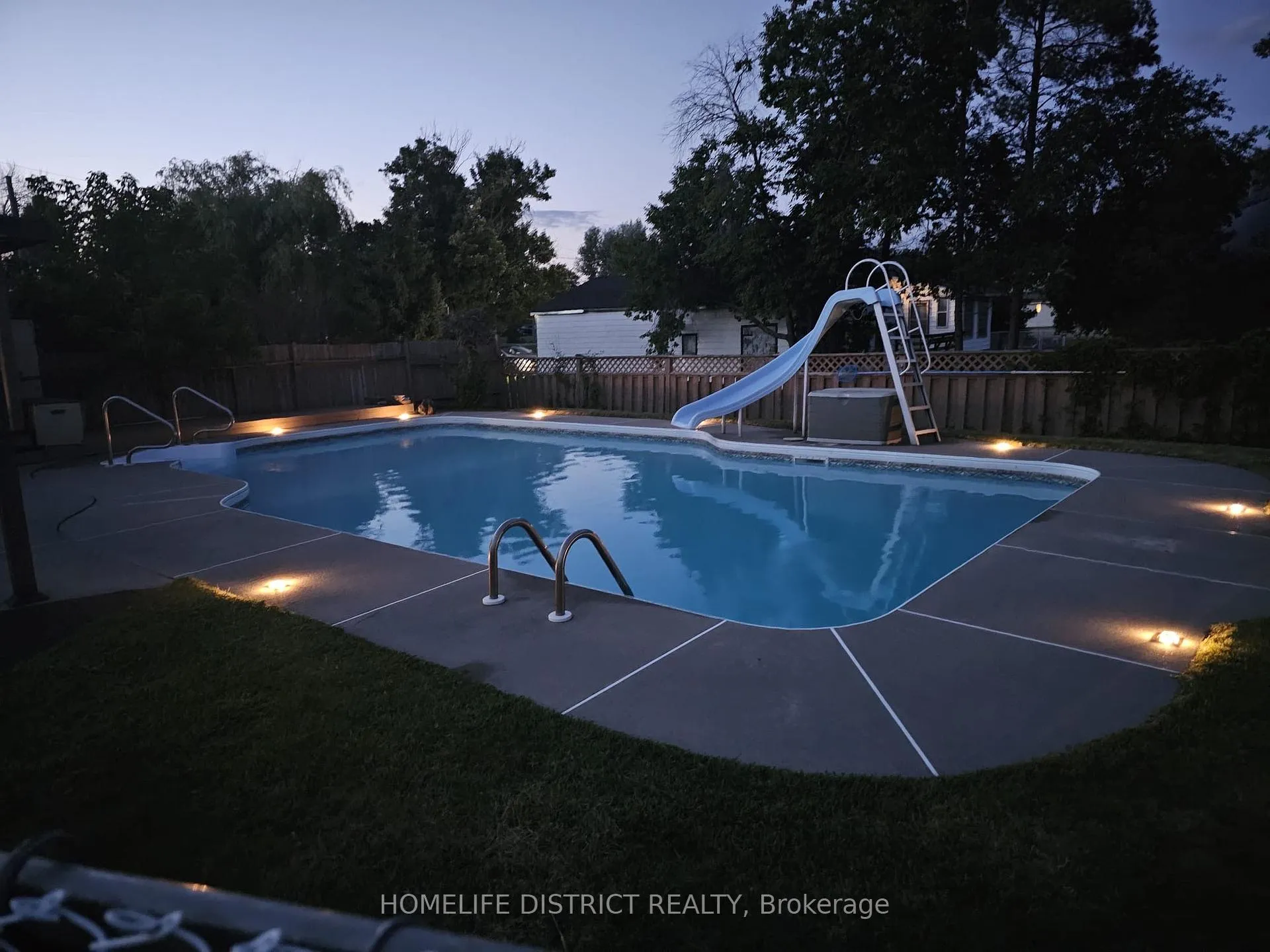 Photo 13 of 1064 Casey Road, Belleville, Thurlow Ward — HOMEH