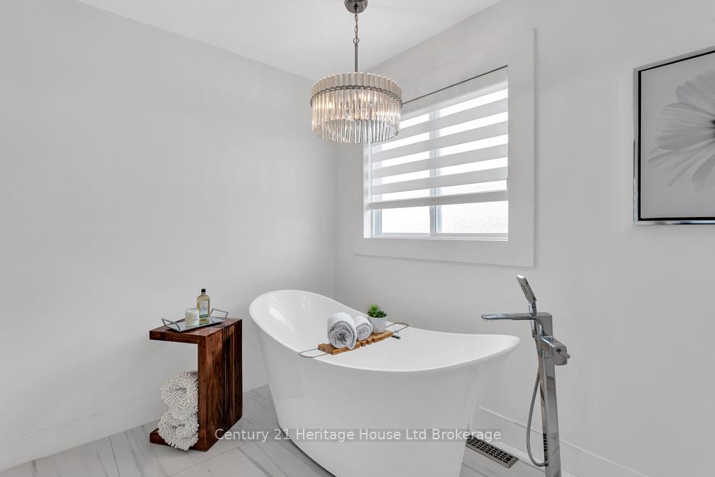 Photo 24 of 12 Oliver Crescent, Zorra, Thamesford — HOMEH