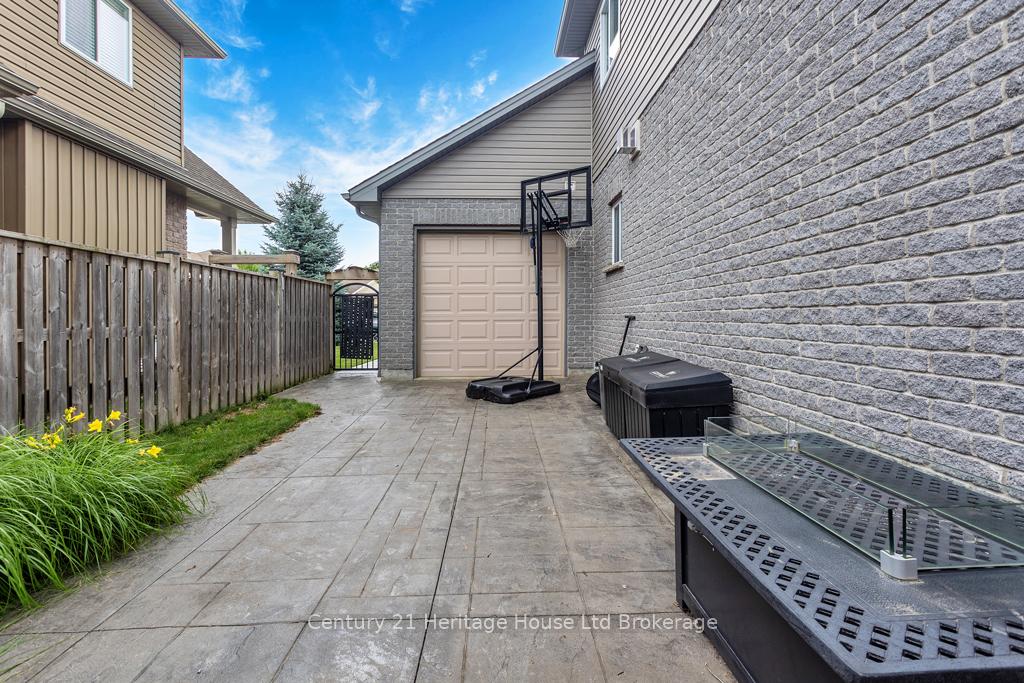 Photo 43 of 12 Oliver Crescent, Zorra, Thamesford — HOMEH