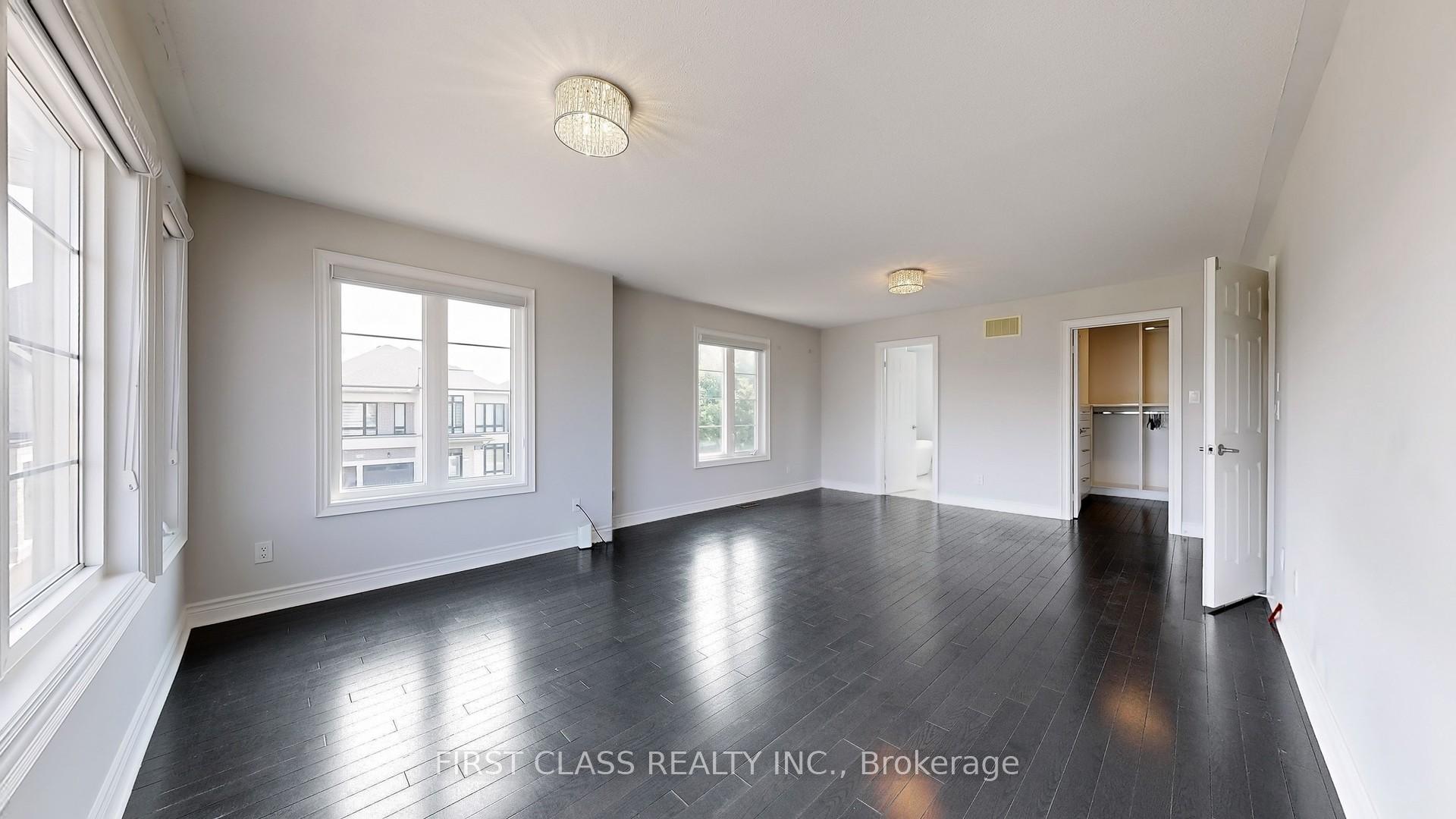 Photo 29 of 69 Weslock Crescent, Aurora, Bayview Northeast — HOMEH