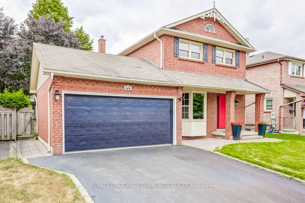 Photo 2 of 44 Canadian Oaks Drive, Whitby, Blue Grass Meadows — HOMEH