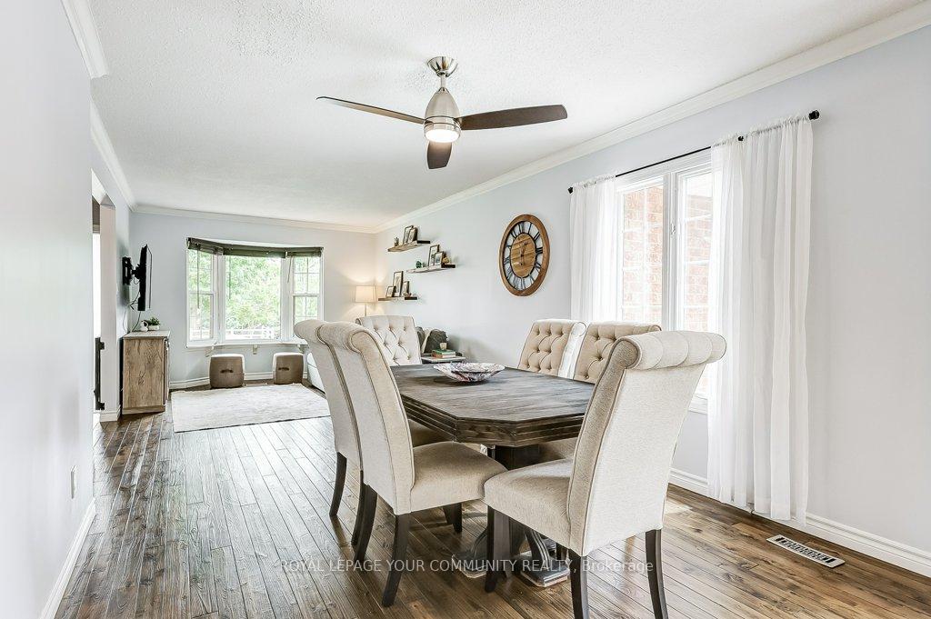 Photo 7 of 44 Canadian Oaks Drive, Whitby, Blue Grass Meadows — HOMEH
