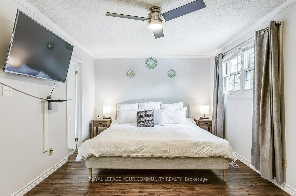 Photo 14 of 44 Canadian Oaks Drive, Whitby, Blue Grass Meadows — HOMEH