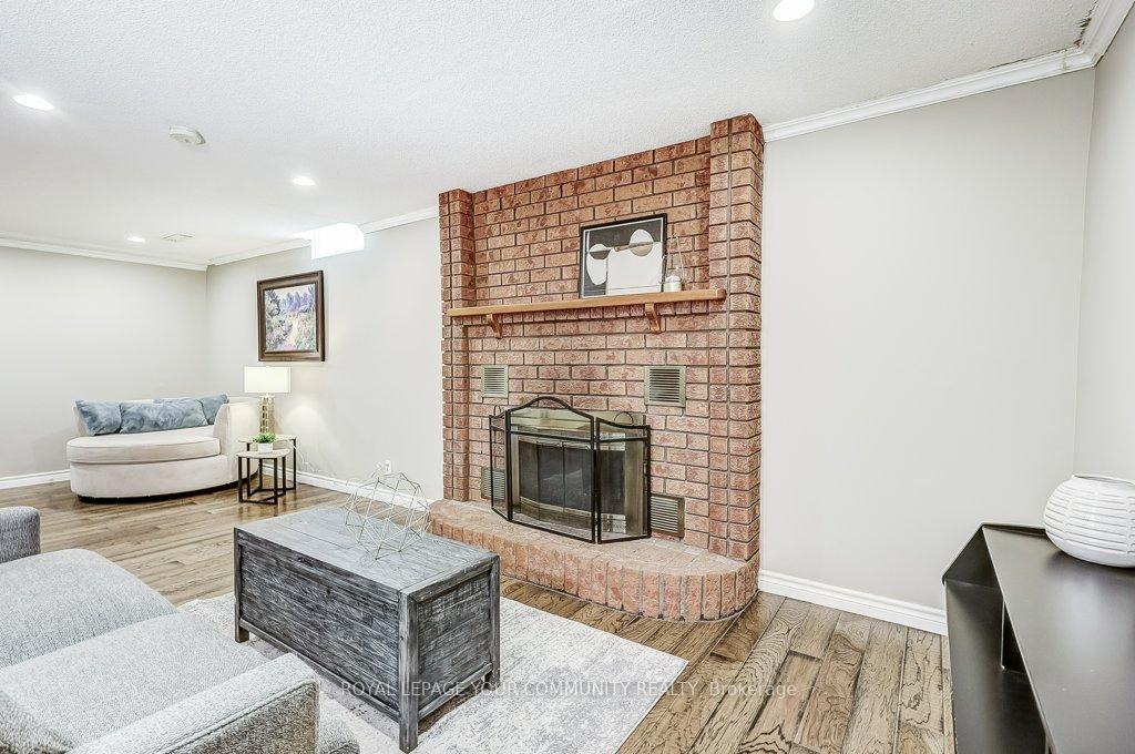 Photo 24 of 44 Canadian Oaks Drive, Whitby, Blue Grass Meadows — HOMEH