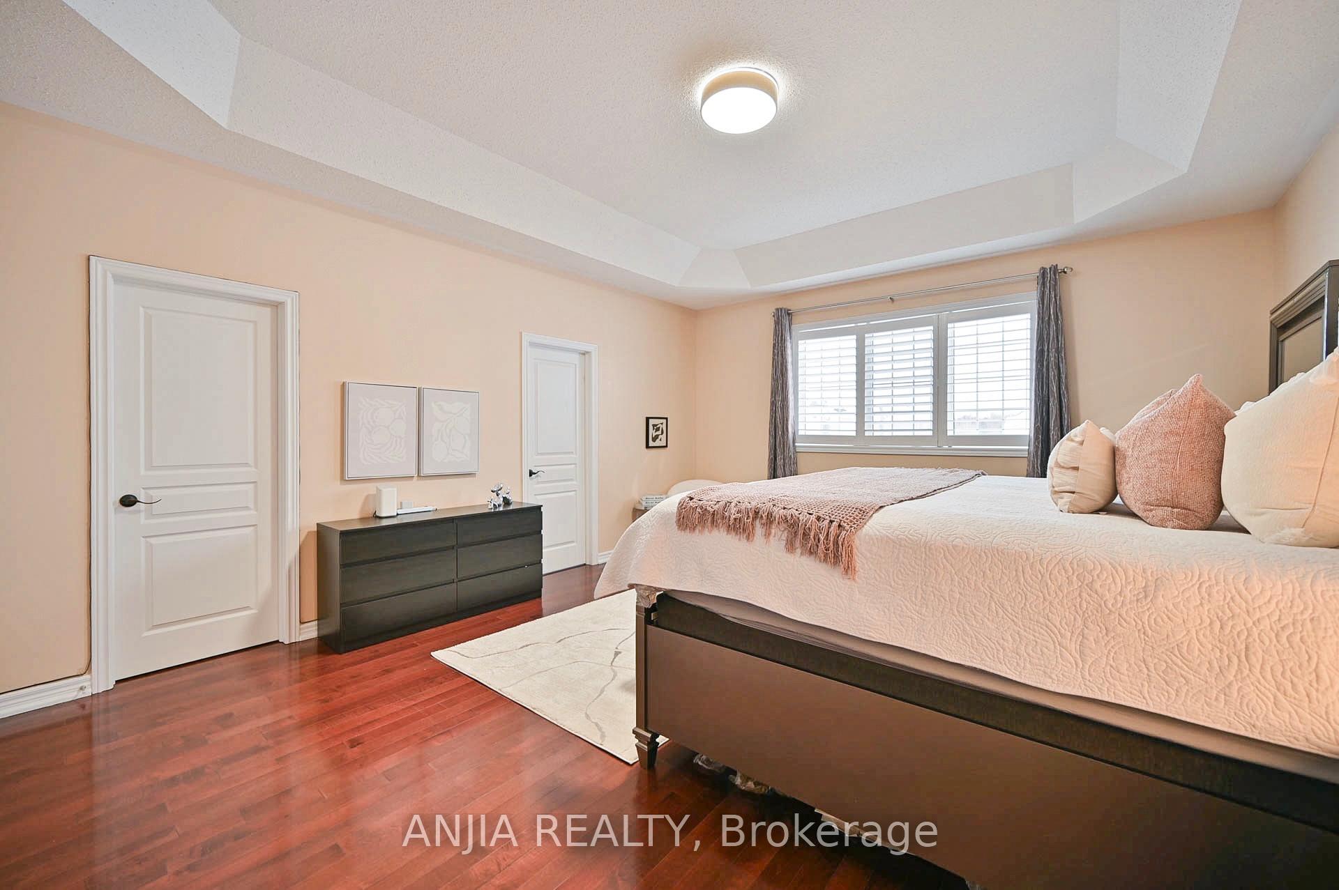 Photo 19 of 65 William Bartlett Drive, Markham, Berczy — HOMEH