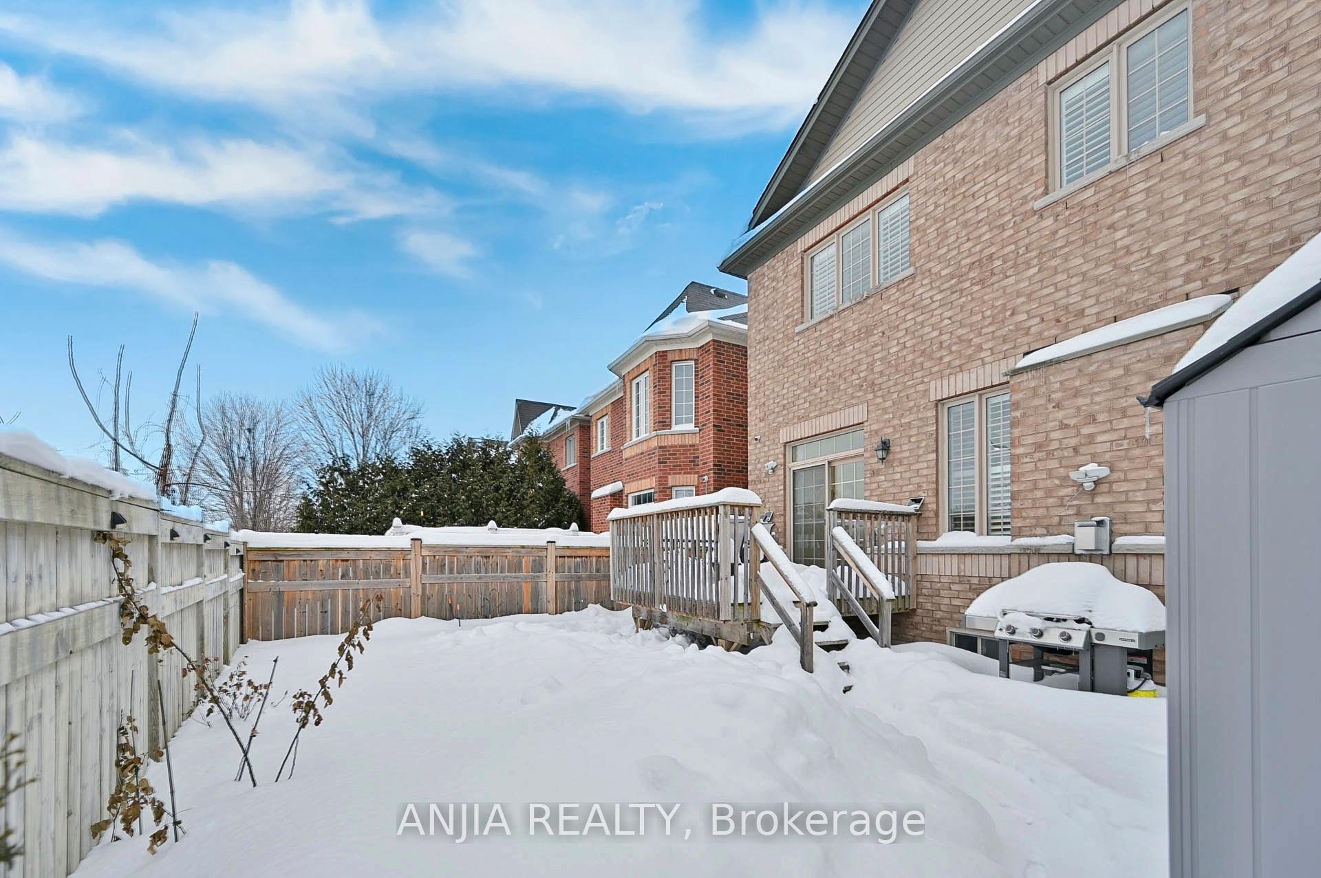 Photo 38 of 65 William Bartlett Drive, Markham, Berczy — HOMEH