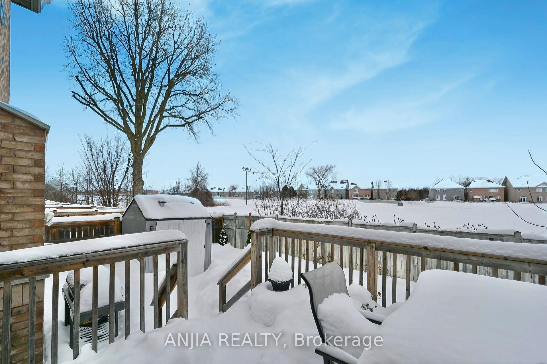 Photo 39 of 65 William Bartlett Drive, Markham, Berczy — HOMEH