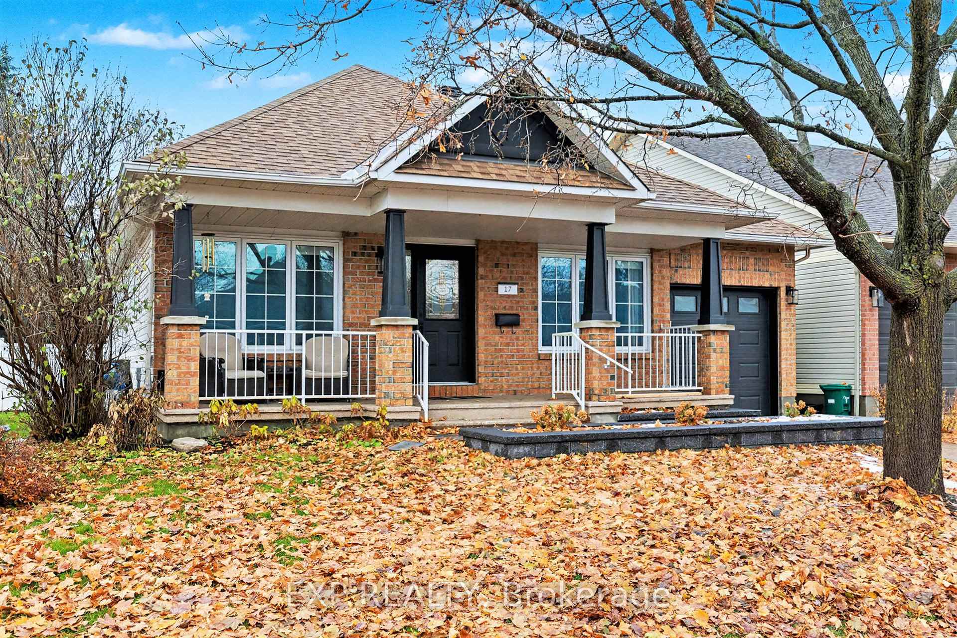 Photo 2 of 17 Windchime Crescent, Ottawa, Barrhaven East — HOMEH