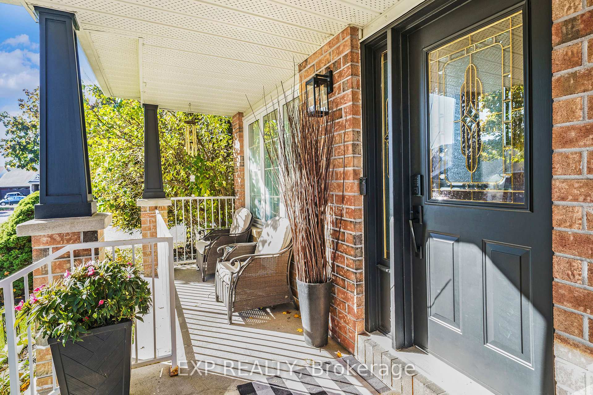 Photo 8 of 17 Windchime Crescent, Ottawa, Barrhaven East — HOMEH