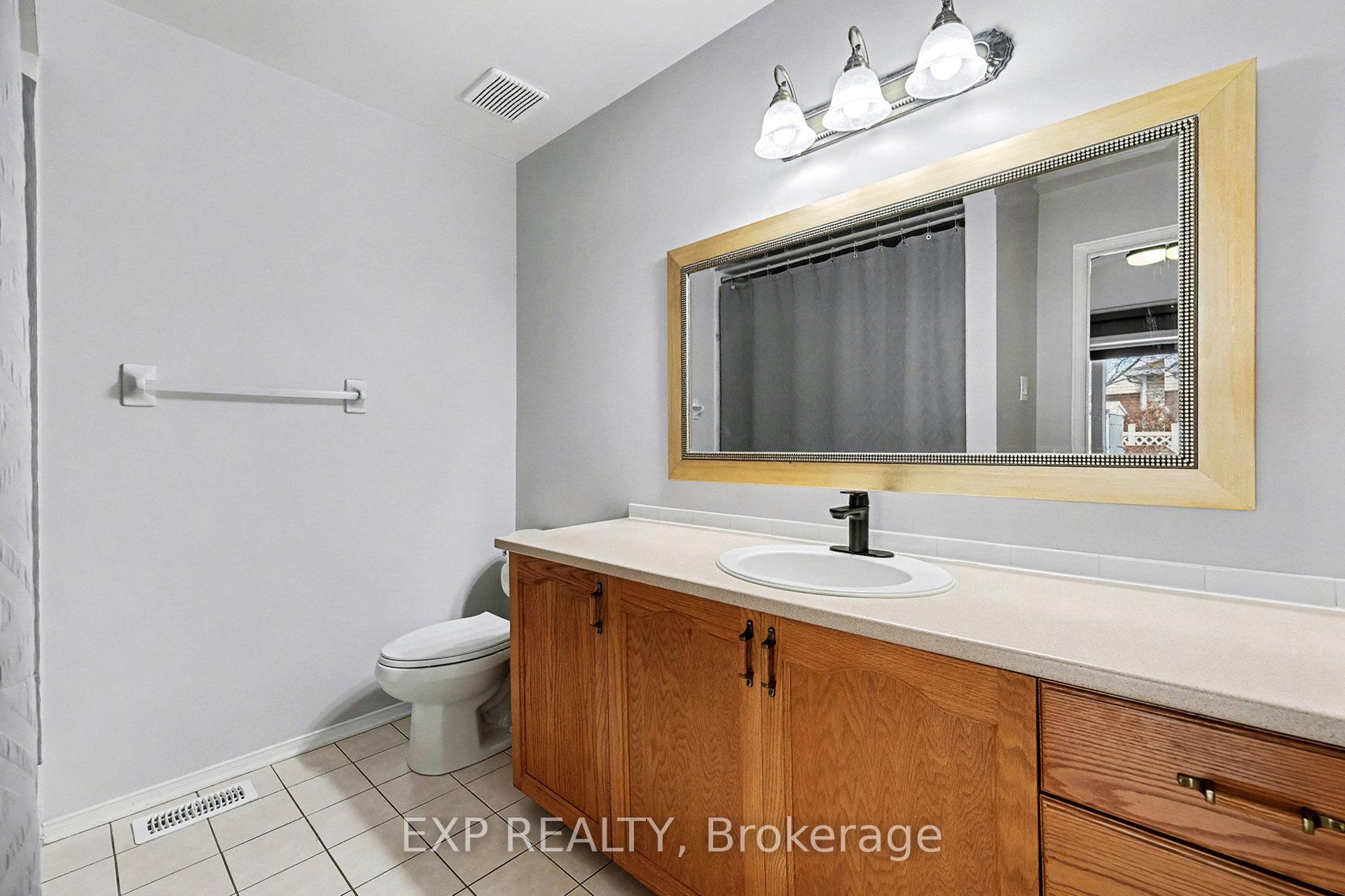 Photo 23 of 17 Windchime Crescent, Ottawa, Barrhaven East — HOMEH