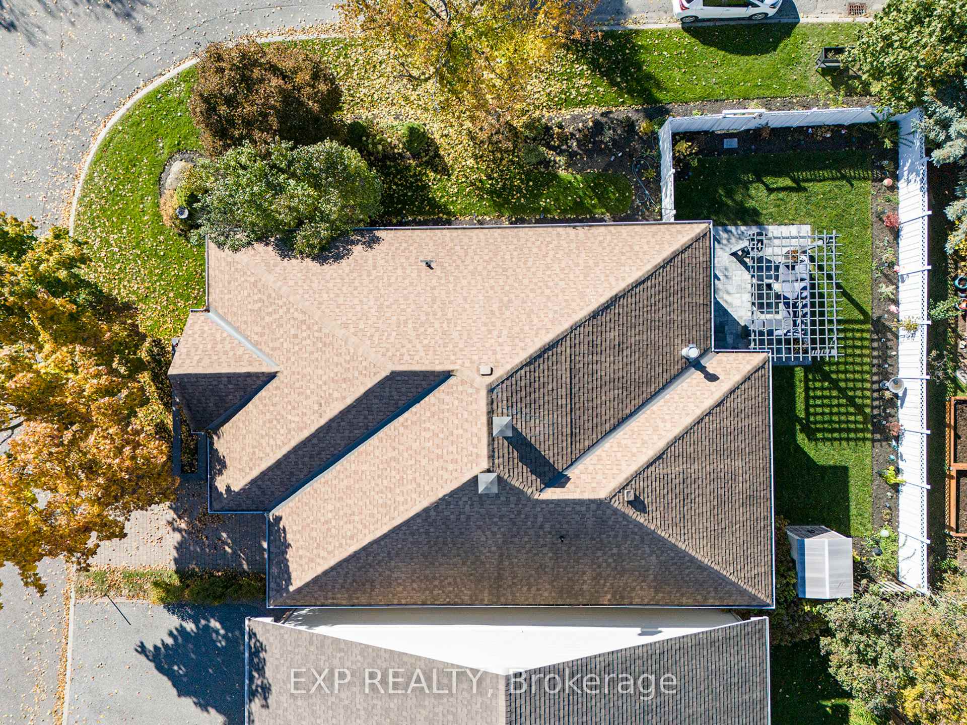 Photo 38 of 17 Windchime Crescent, Ottawa, Barrhaven East — HOMEH