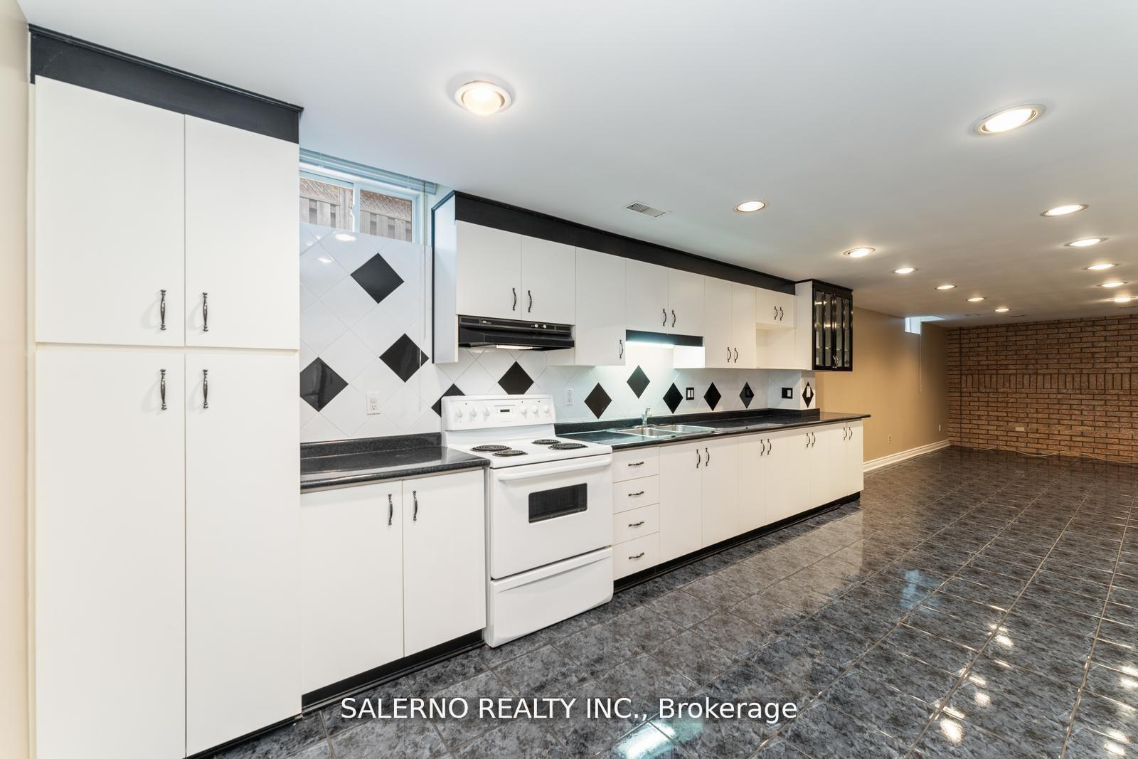 Photo 28 of 25 Lockheed Avenue, Vaughan, Maple — HOMEH
