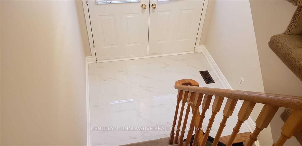 Photo 29 of Unit Upper, 32 Yellowood Circle, Vaughan, Patterson — HOMEH