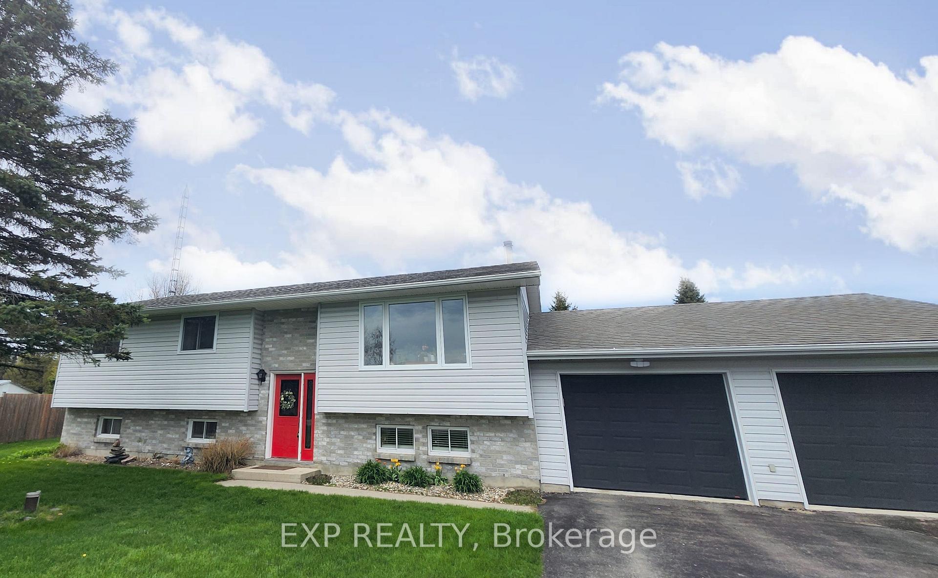 Photo 1 of 4020 Glen Smail Road, Augusta, Augusta Twp — HOMEH
