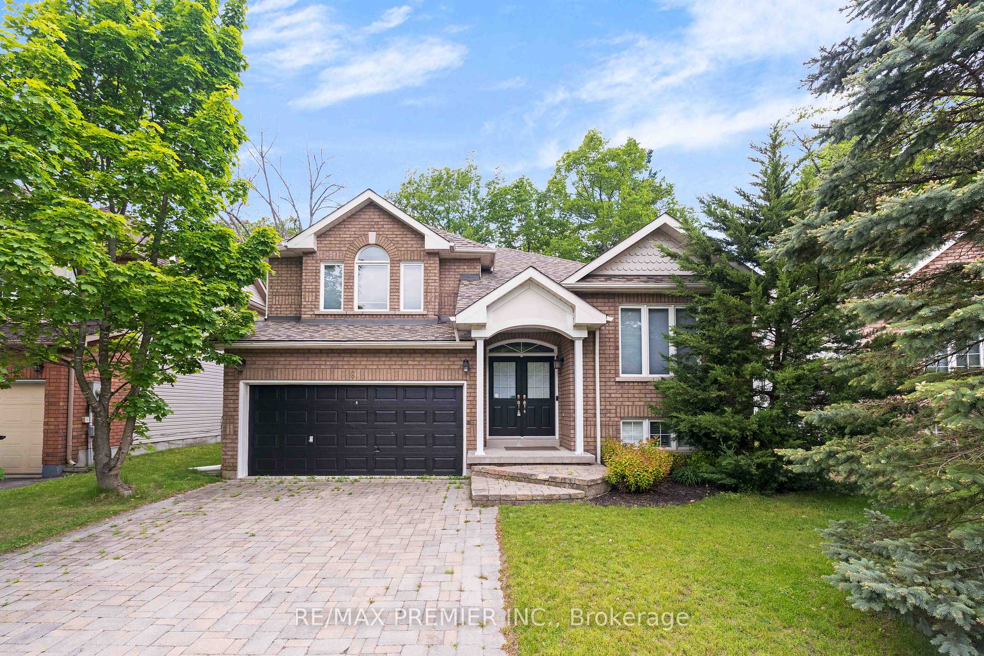 Front of 6 Rose Valley Way