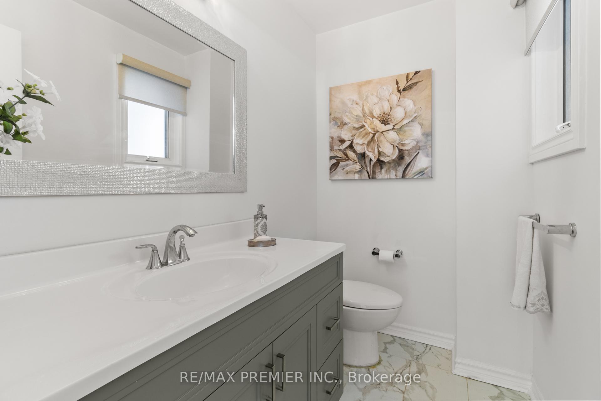 Photo 8 of 91 Misty Meadow Drive, Vaughan, East Woodbridge — HOMEH