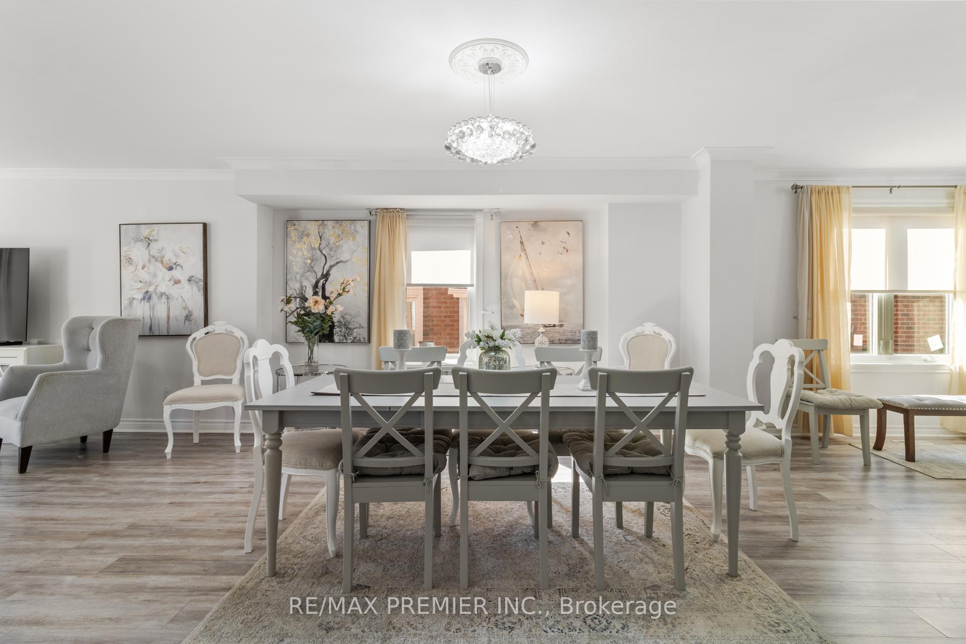 Photo 9 of 91 Misty Meadow Drive, Vaughan, East Woodbridge — HOMEH