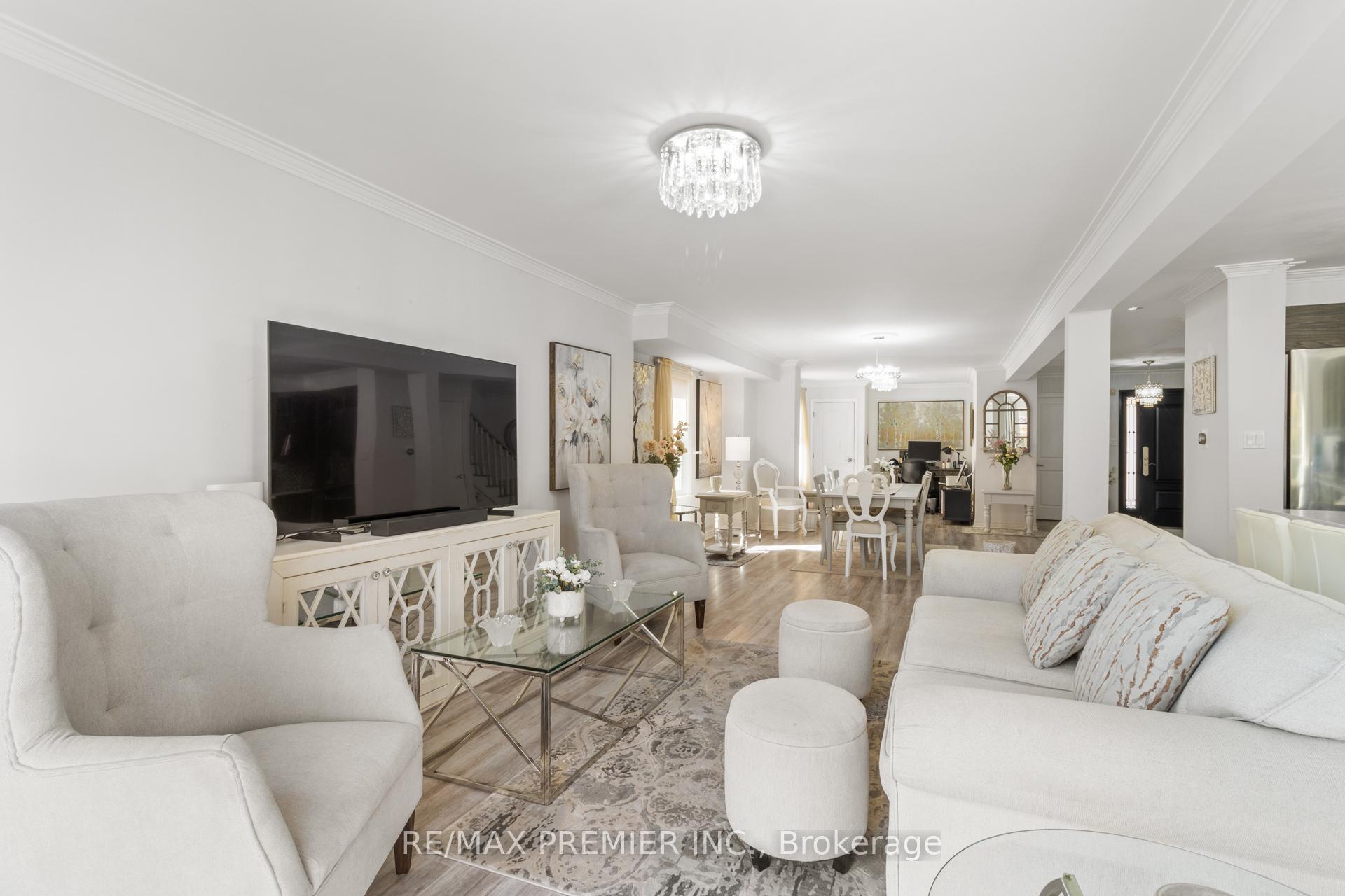 Photo 12 of 91 Misty Meadow Drive, Vaughan, East Woodbridge — HOMEH