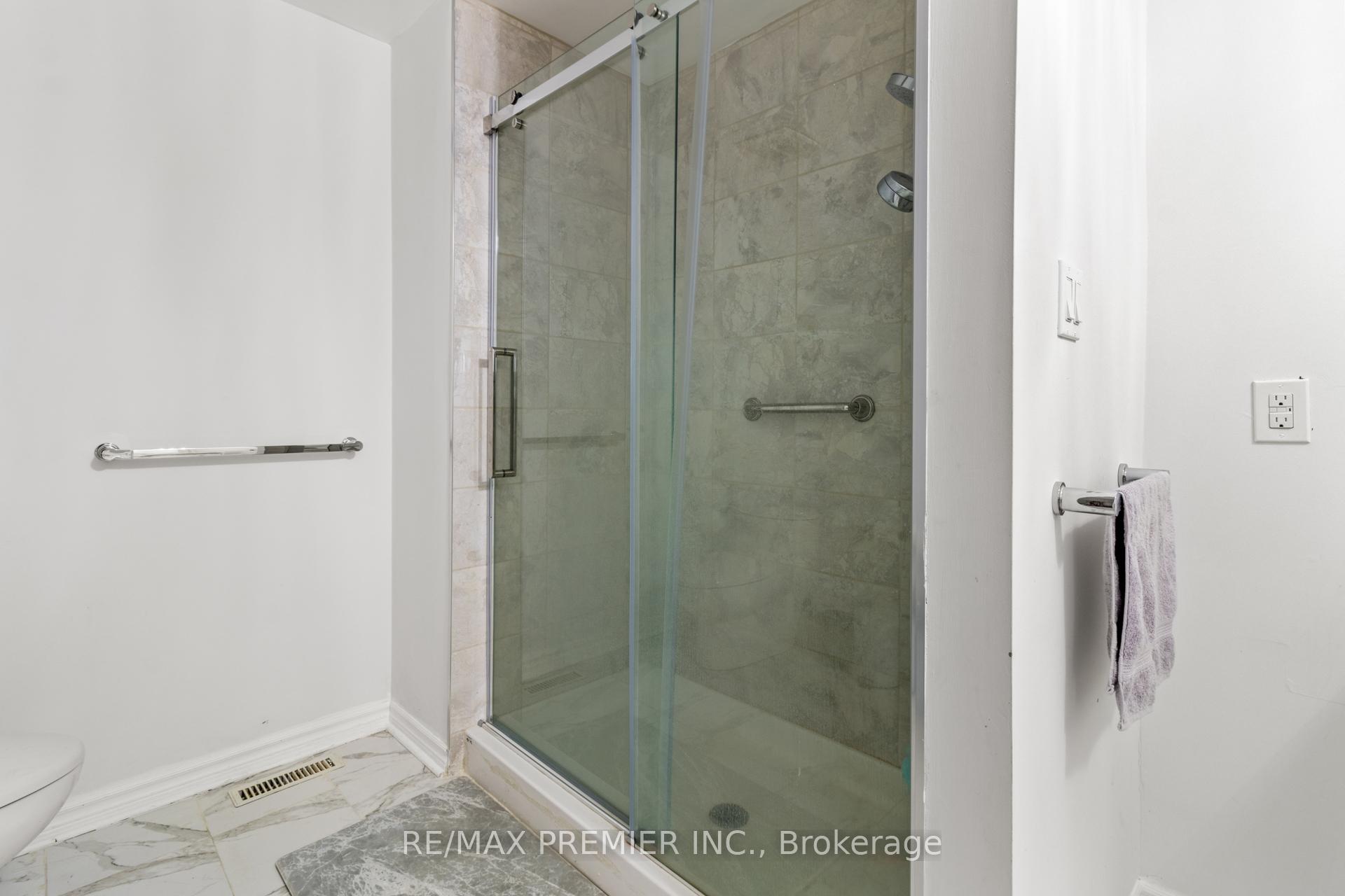 Photo 24 of 91 Misty Meadow Drive, Vaughan, East Woodbridge — HOMEH