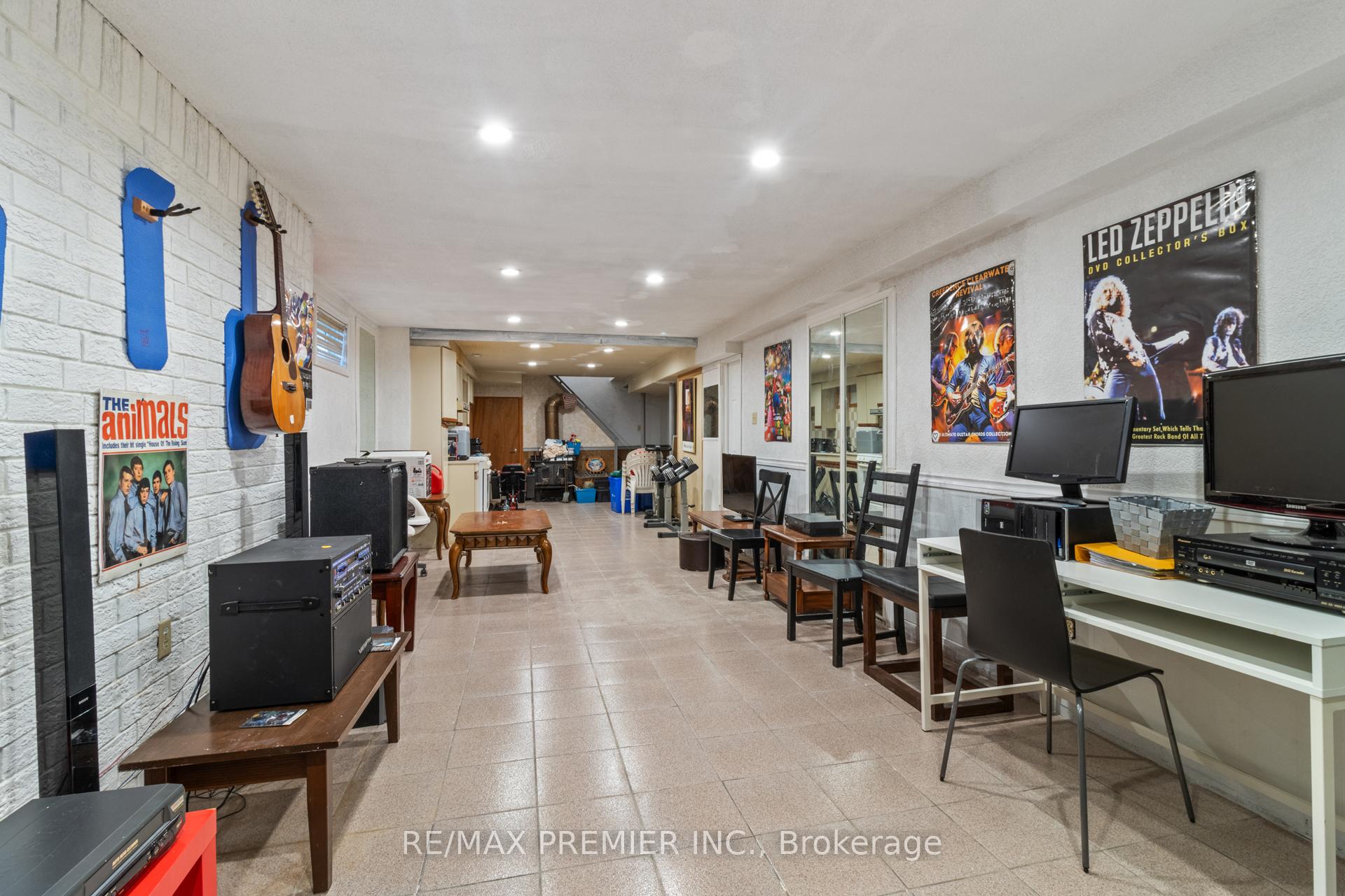 Photo 38 of 91 Misty Meadow Drive, Vaughan, East Woodbridge — HOMEH