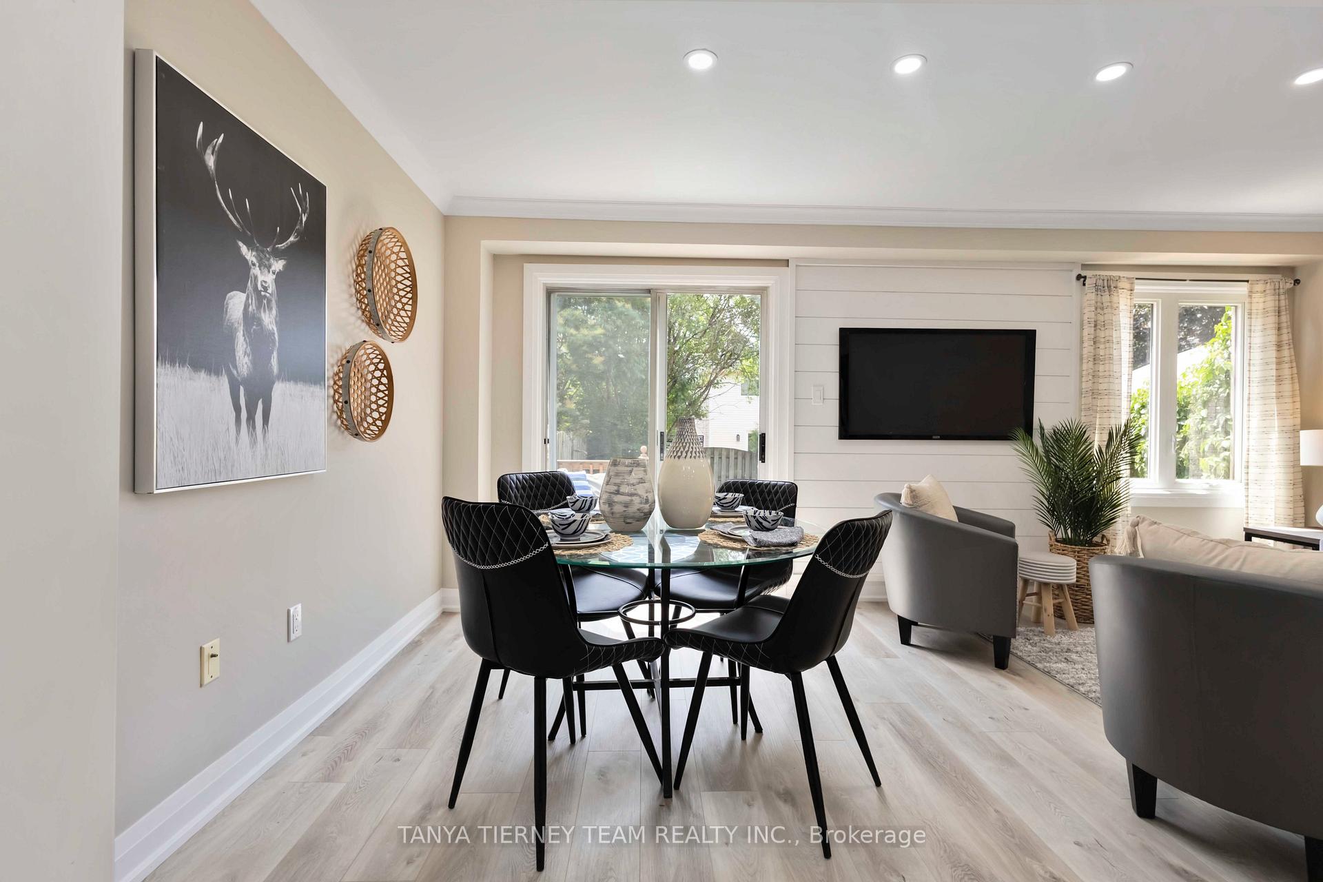 Photo 15 of 100 Zachary Place, Whitby, Brooklin — HOMEH