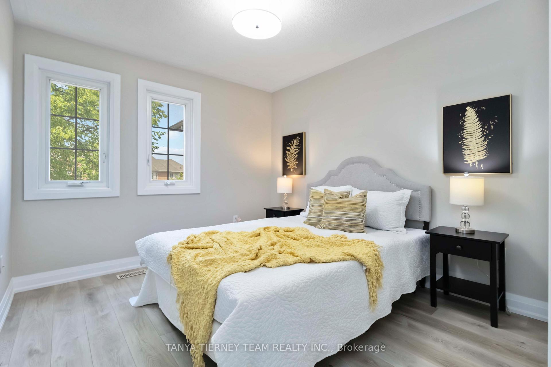Photo 26 of 100 Zachary Place, Whitby, Brooklin — HOMEH