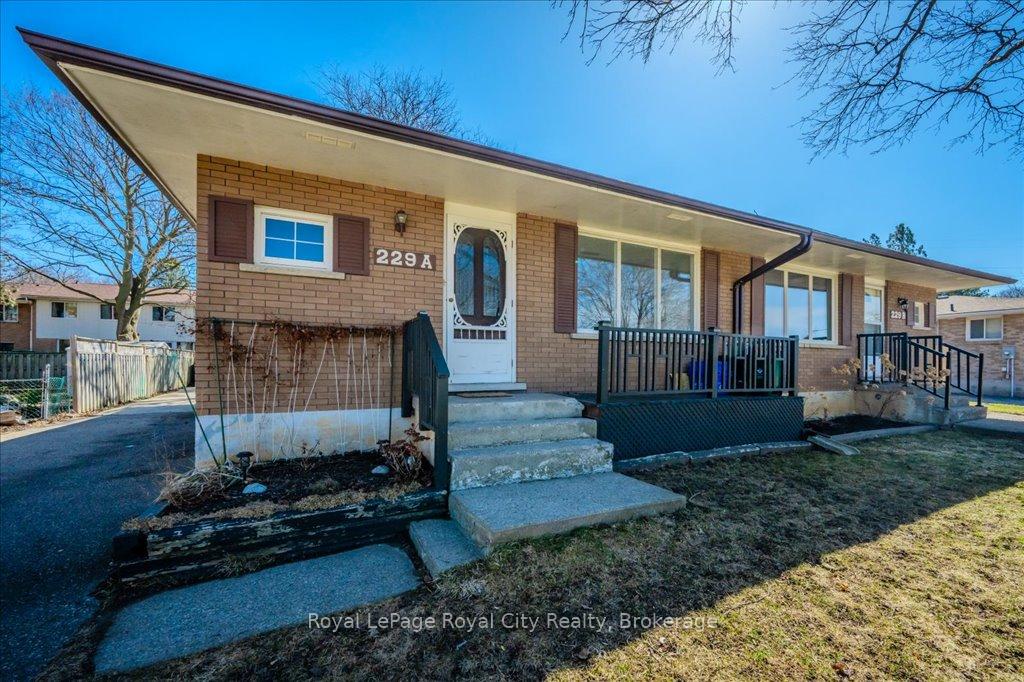 Photo 1 of 229A Cedarbrae Avenue, Waterloo, Lakeshore Village — HOMEH