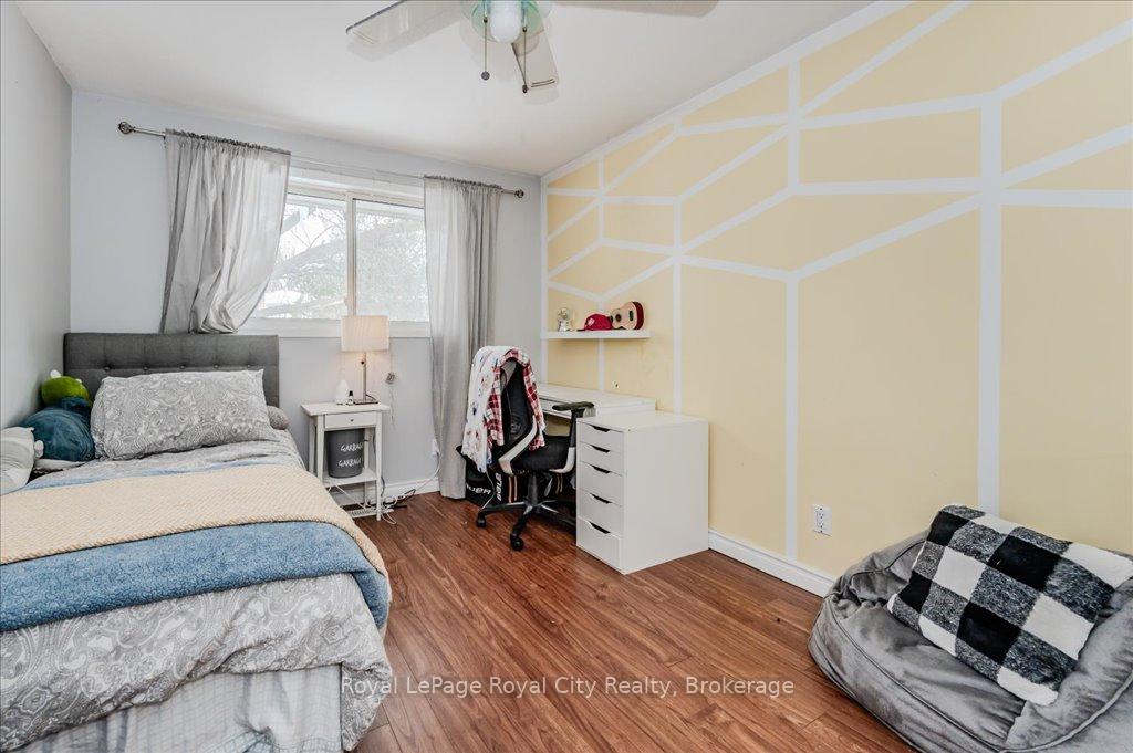 Photo 13 of 229A Cedarbrae Avenue, Waterloo, Lakeshore Village — HOMEH