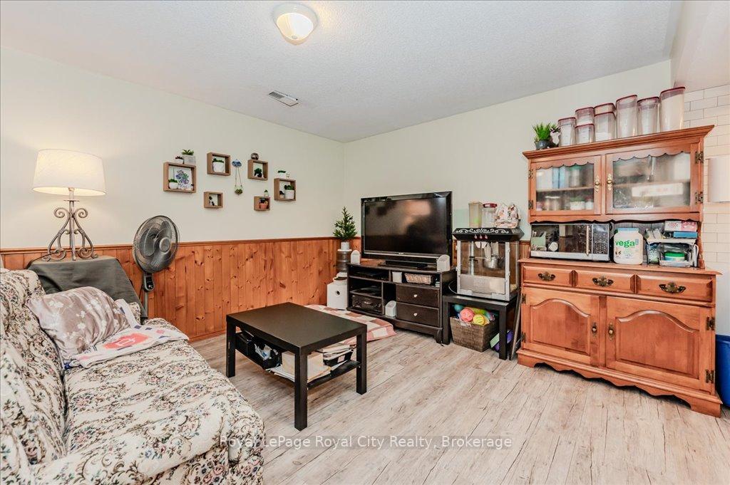 Photo 21 of 229A Cedarbrae Avenue, Waterloo, Lakeshore Village — HOMEH