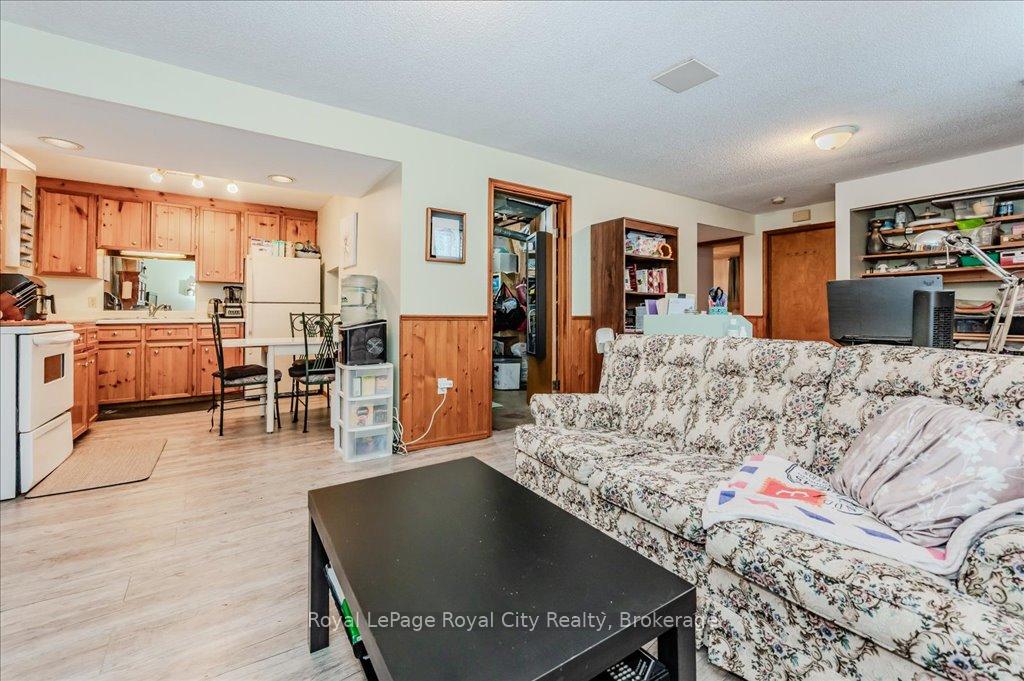 Photo 22 of 229A Cedarbrae Avenue, Waterloo, Lakeshore Village — HOMEH