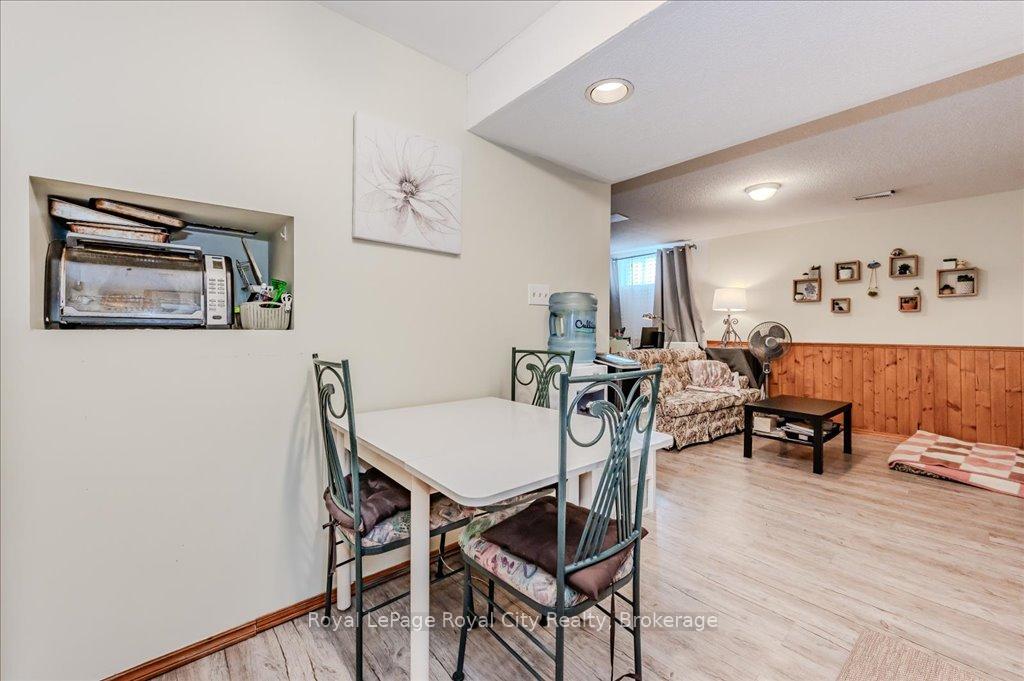 Photo 24 of 229A Cedarbrae Avenue, Waterloo, Lakeshore Village — HOMEH