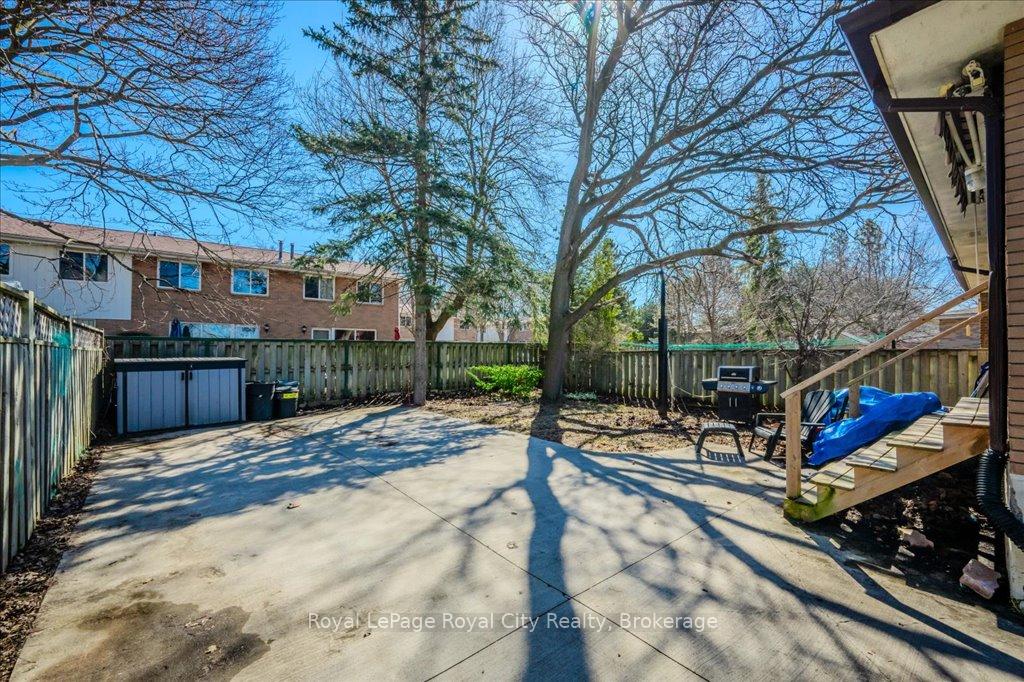 Photo 28 of 229A Cedarbrae Avenue, Waterloo, Lakeshore Village — HOMEH